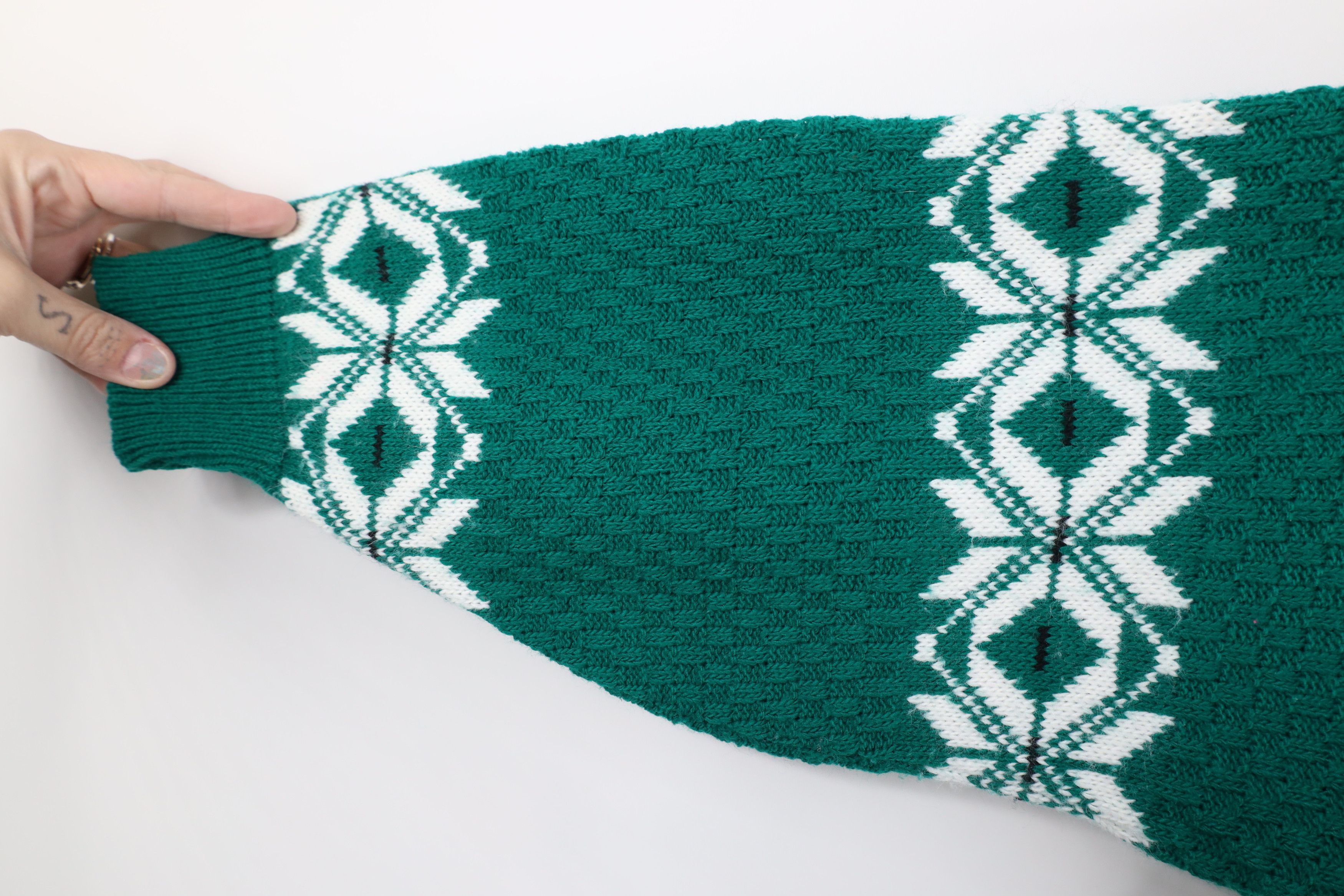 Vintage Vintage 90s Streetwear Christmas Knit Sweater Green USA Size L / US 10 / IT 46 - 4 Thumbnail