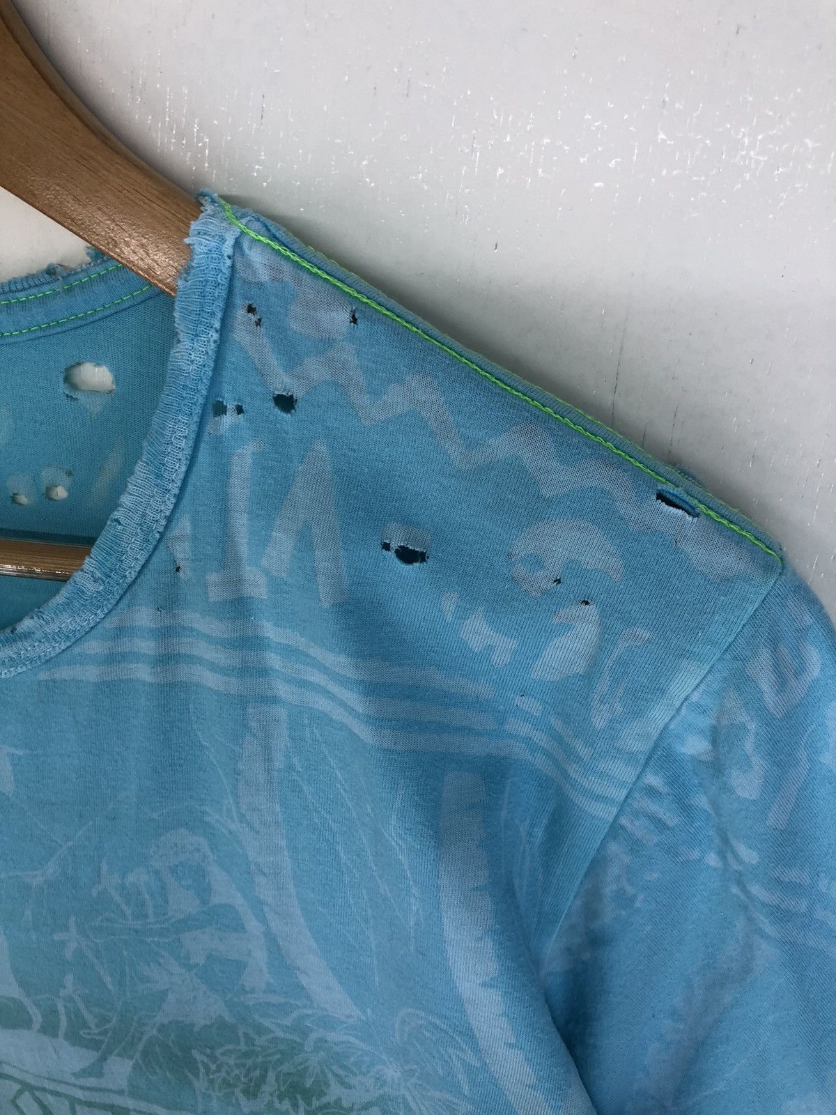 Japanese Brand Mowgli Surf Distressed Tshirt Size US M / EU 48-50 / 2 - 4 Thumbnail