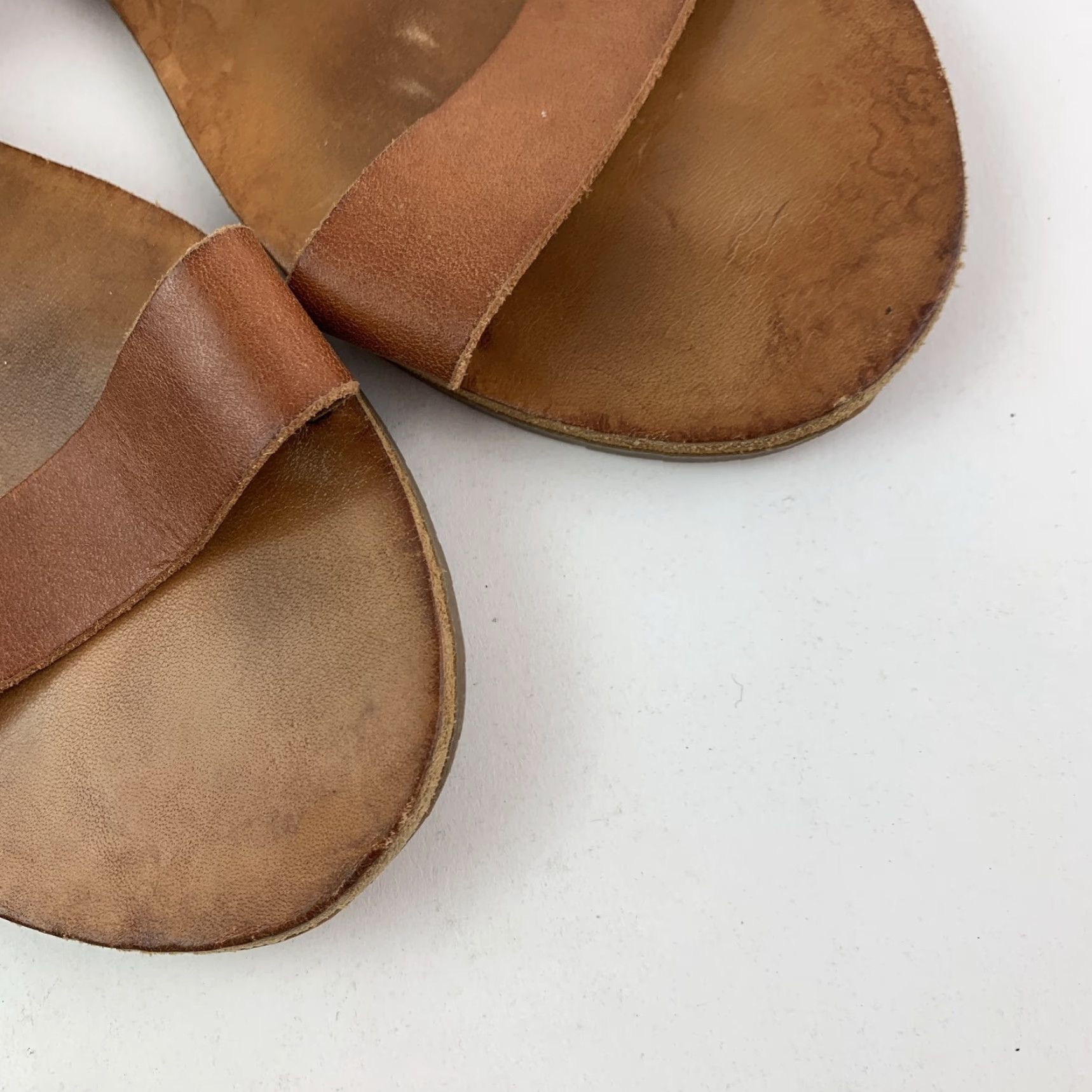 Vintage ZUZII Sandal Women's Brown Leather Ankle Strap Flat Size 7 Buckle Rubber Insole Upper Leather Casual Spring Summer 7 Womens Size US 7 / IT 37 - 2 Thumbnail