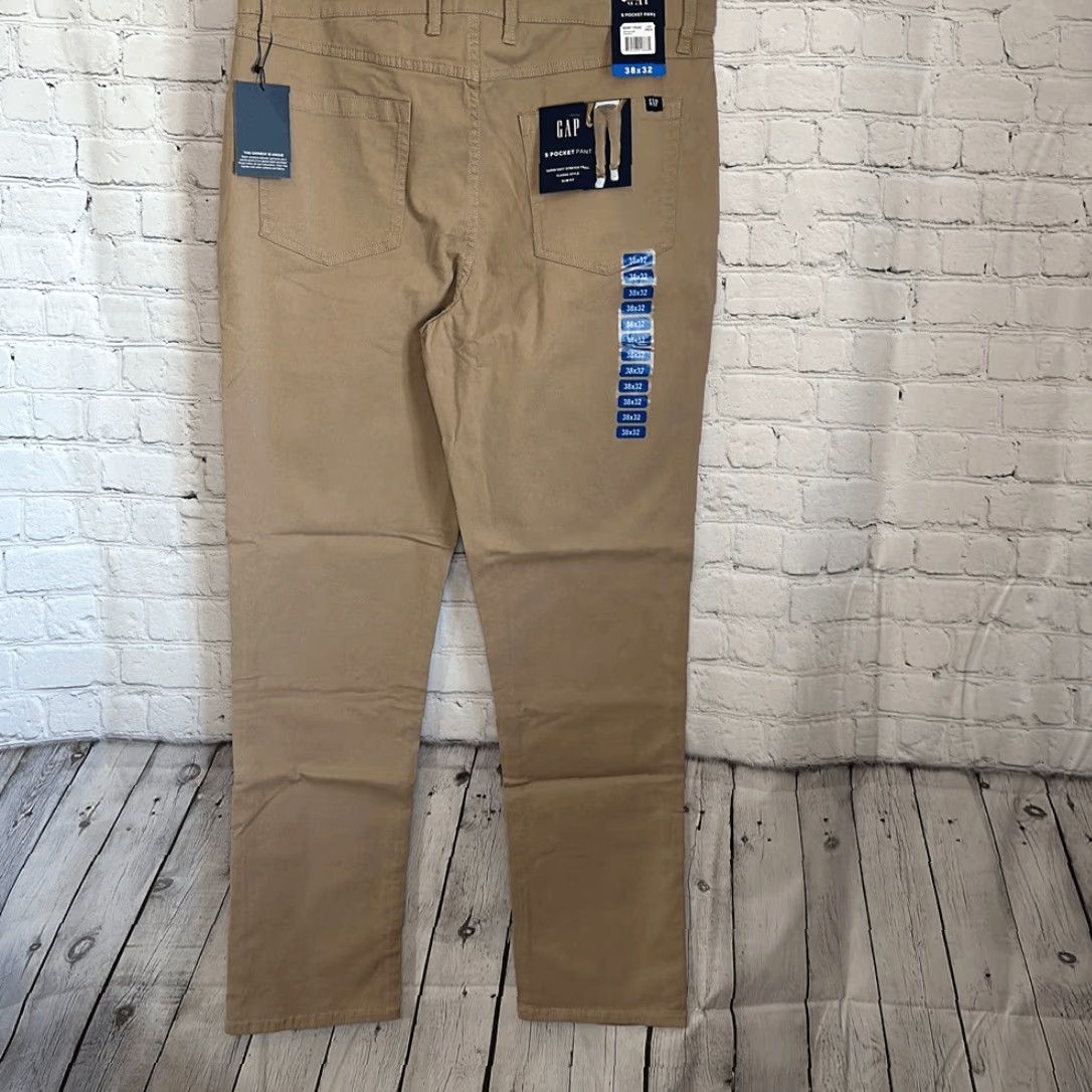 Gap VINTAGE Gap Men’s 5 Pocket Khaki Pants Slim Fit 38x32 Tan Khakis Mens Regular Inseam 32 NEW Size US 38 / EU 54 - 6 Thumbnail