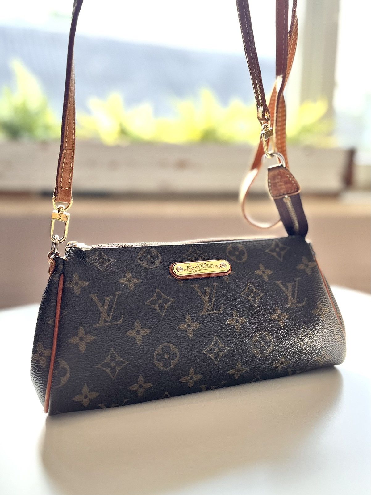 Y2K Louis Vuitton Eva Monogram Small Cocktail Shoulder Bag in Brown, Women's
