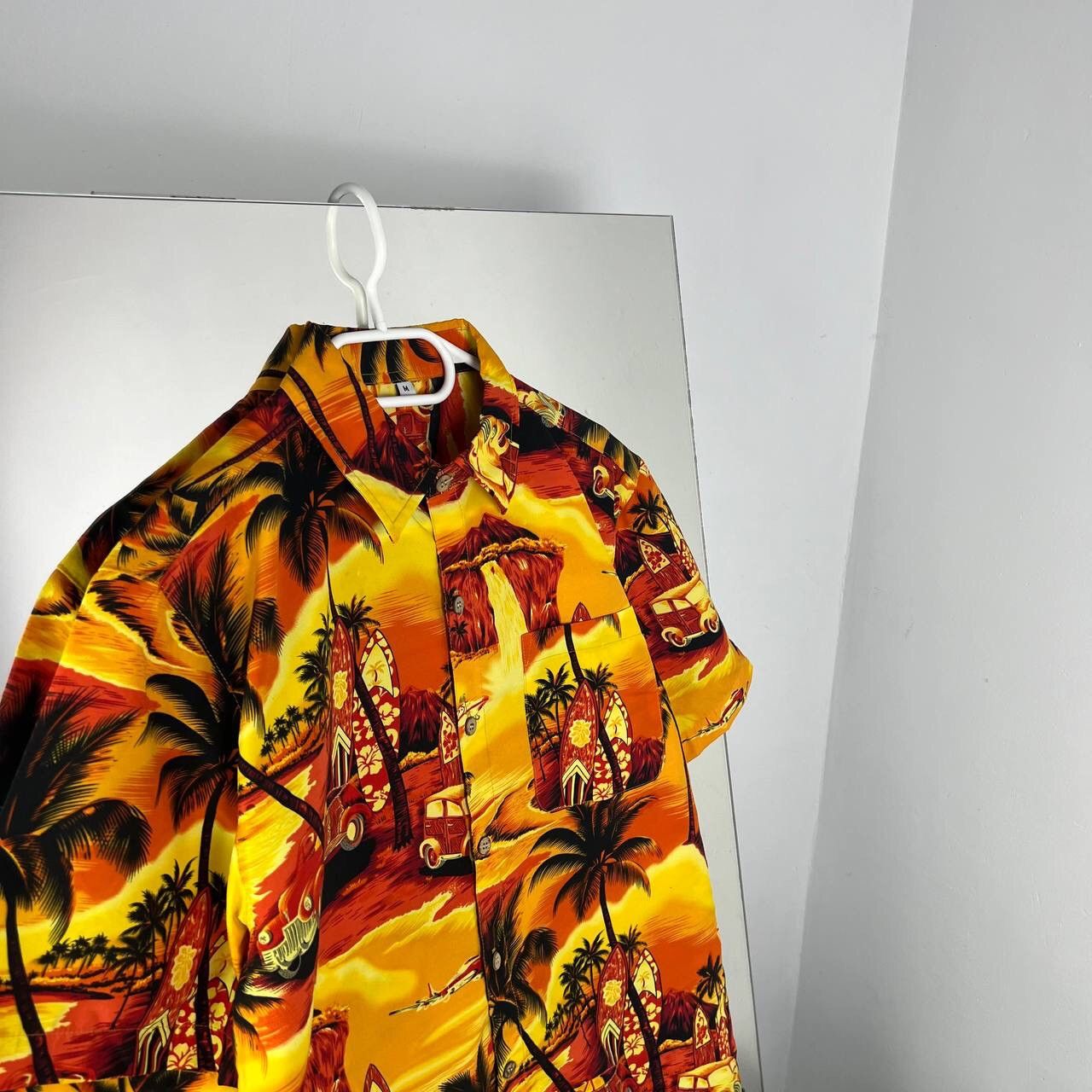 Vintage Hawaii Short Sleeve Shirt Summer Button Up Over Print Y2k Size US M / EU 48-50 / 2 - 2 Thumbnail
