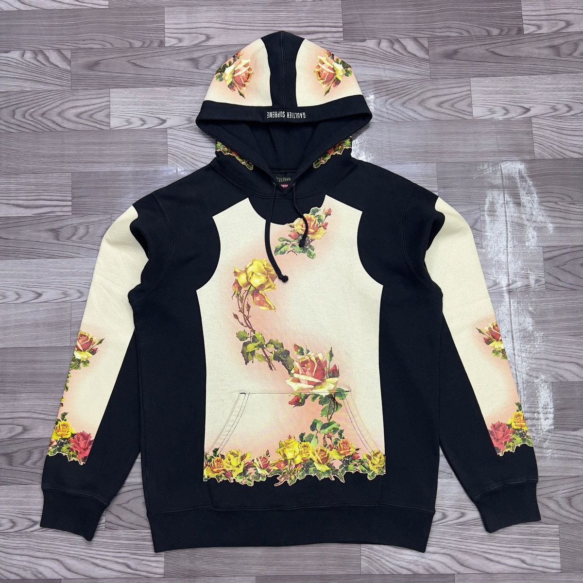 Jean Paul Gaultier × Supreme Supreme x Jean Paul Gaultier Floral Print Hooded Sweatshirt Size US M / EU 48-50 / 2 - 1 Thumbnail