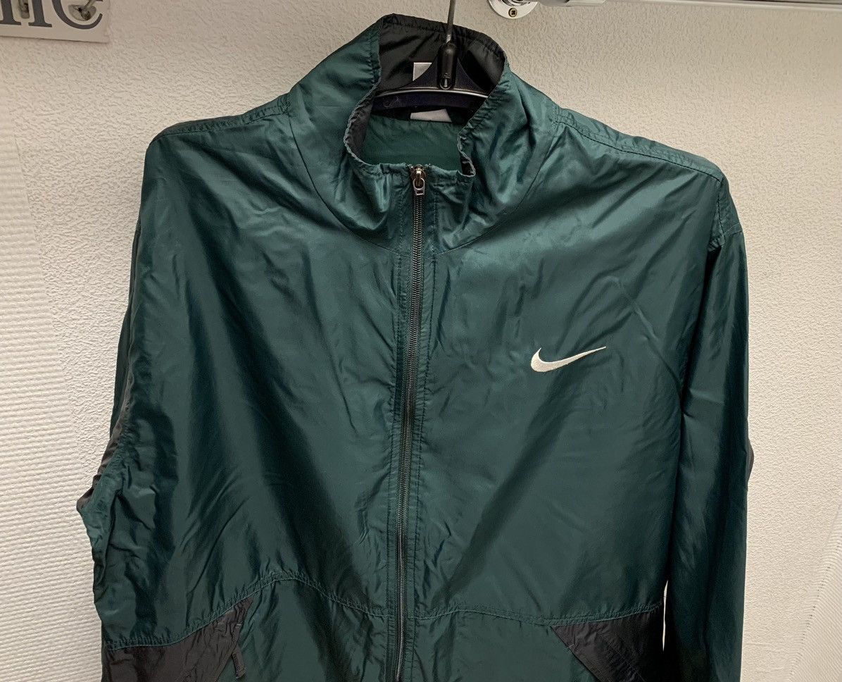 Nike Nike vintage light jacket big logo 1990th 90th red tags M Size US M / EU 48-50 / 2 - 7 Thumbnail