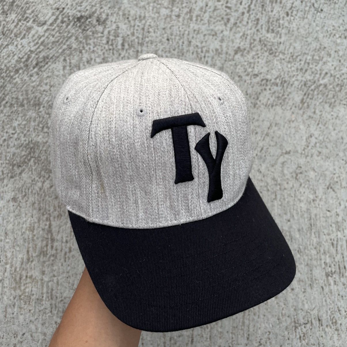 MLB Unique hat initial TY minor league Size ONE SIZE - 6 Thumbnail