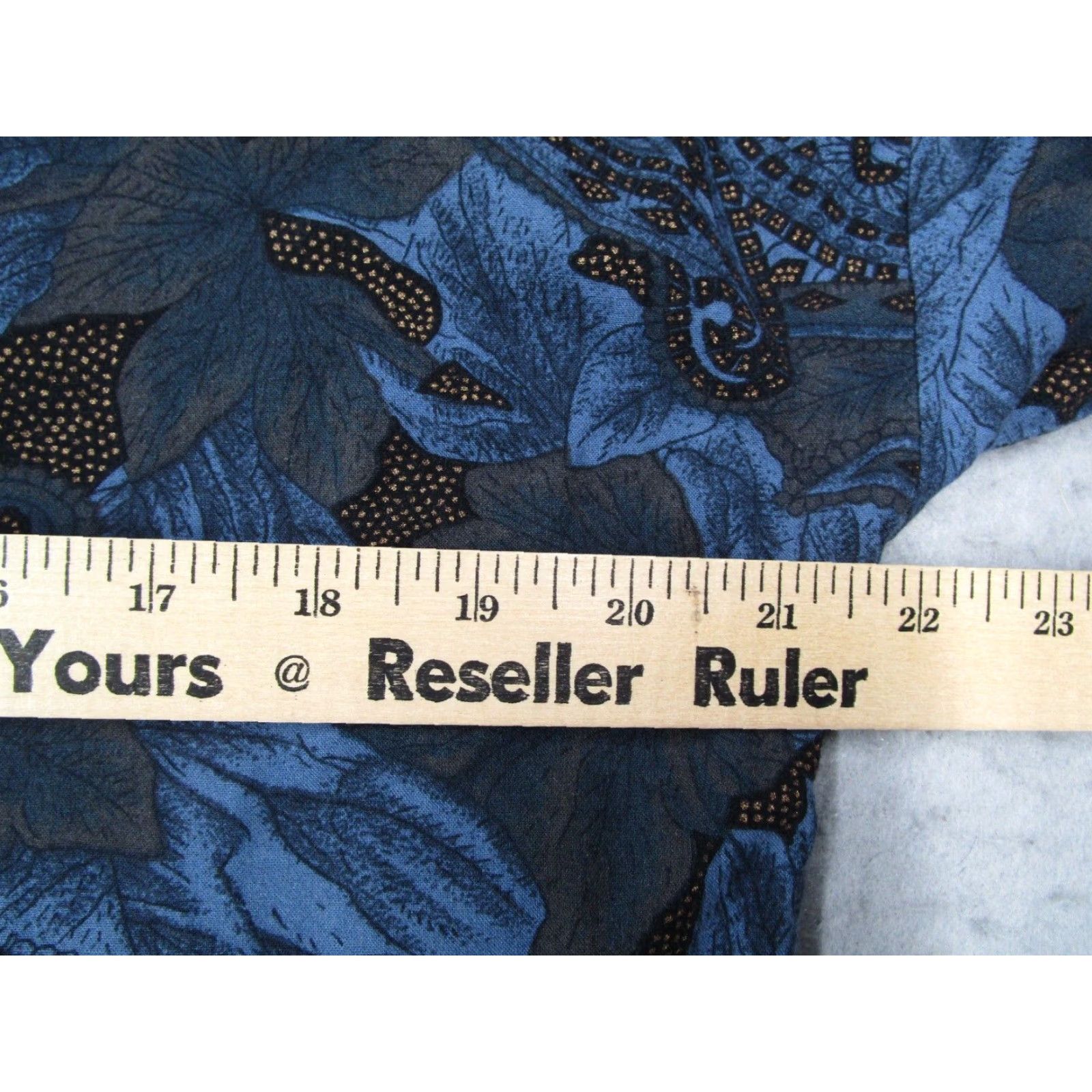 Vintage VINTAGE Triumph of California Shirt Men M Blue Paisley Button Up Made in US Size US M / EU 48-50 / 2 - 6 Thumbnail