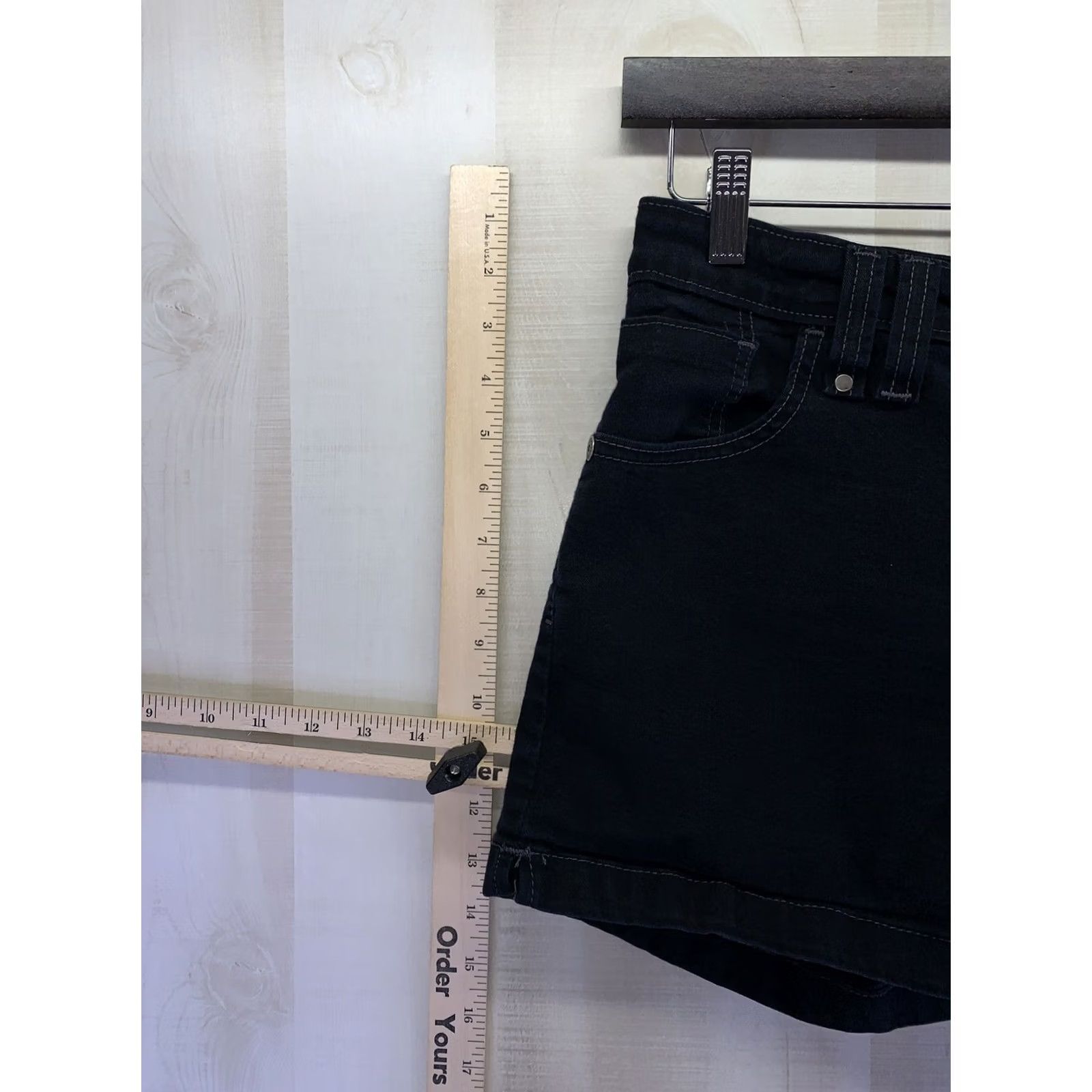 Levi's Levi’s Strauss Misses Size 6 Black Denim Stretch Shorts-6220 Size 28" / US 6 / IT 42 - 5 Thumbnail