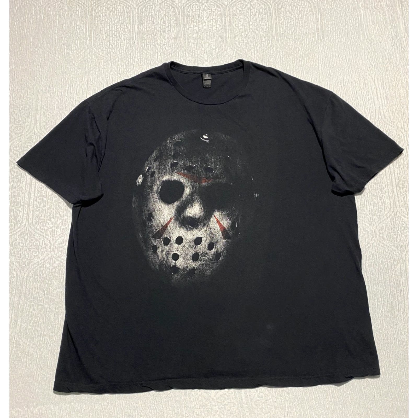 Gildan Friday The 13th Jason Voorhees Shirt Mens 3XL Black Gildan Horror Tee Mask Tee Shirt Horror Movie Shirt Mens 3XL Black Gildan 1980s 90s Size US XXL / EU 58 / 5 - 2 Thumbnail