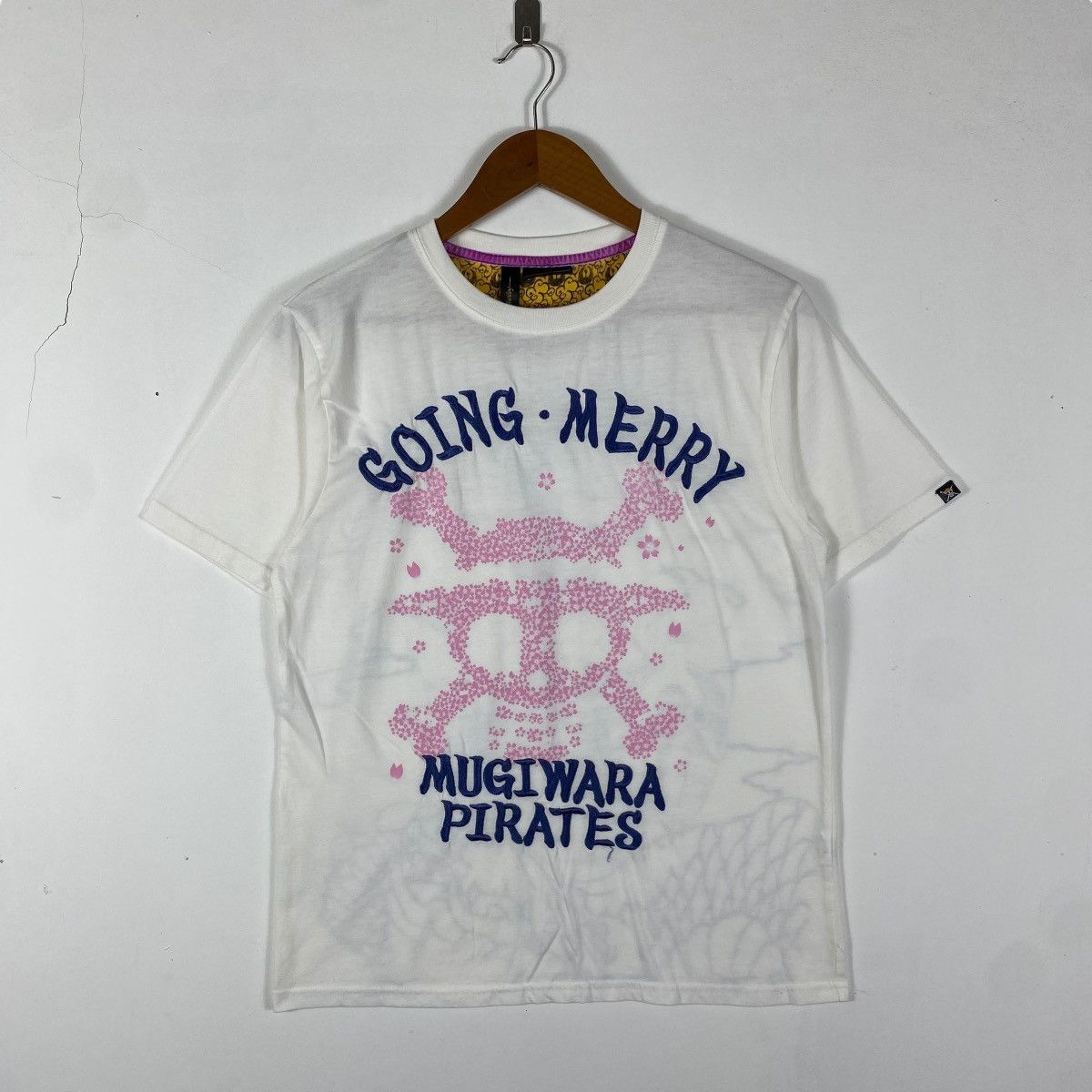 Anime × Japanese Brand ONE PIECE Going Merry Mugiwara Pirates Embroidery Anime Tee Size US M / EU 48-50 / 2 - 3 Thumbnail