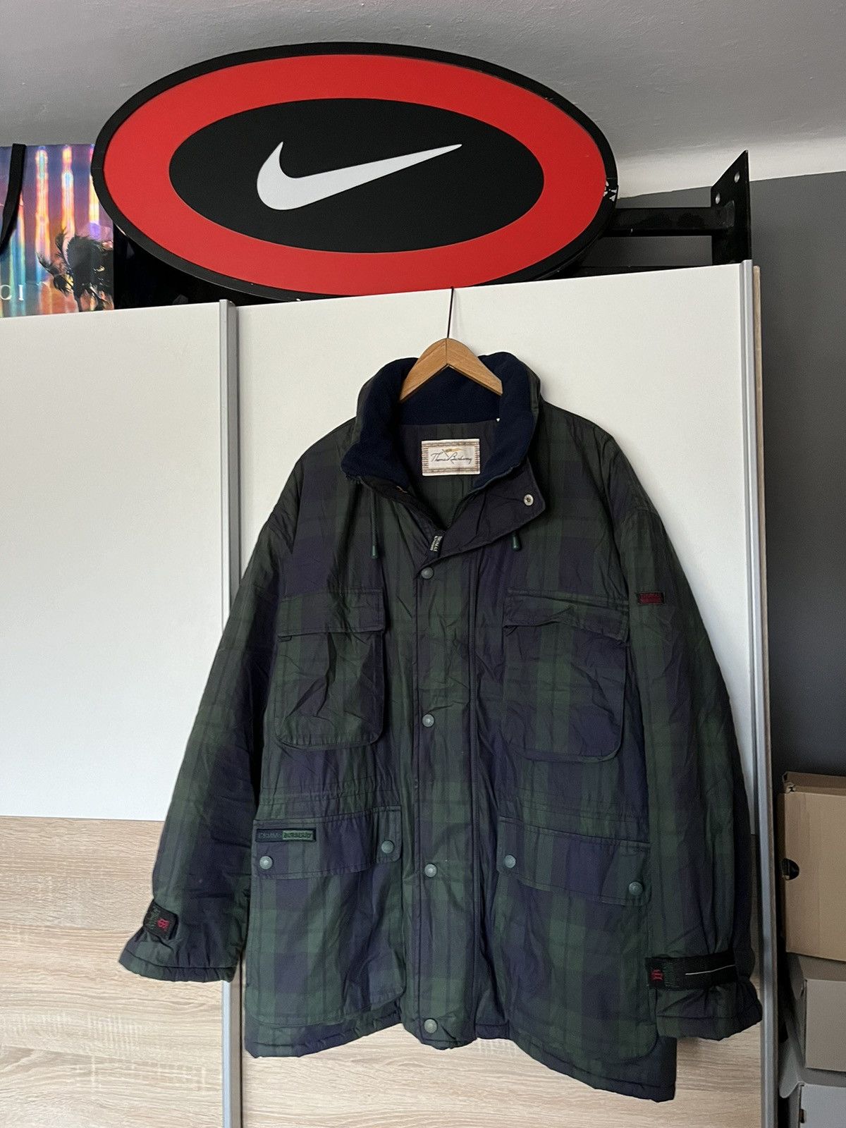 Burberry × Designer × Vintage Vintage 90’s Thomas Burberry Puffer Jacket Luxury Designer Size US XL / EU 56 / 4 - 1 Thumbnail