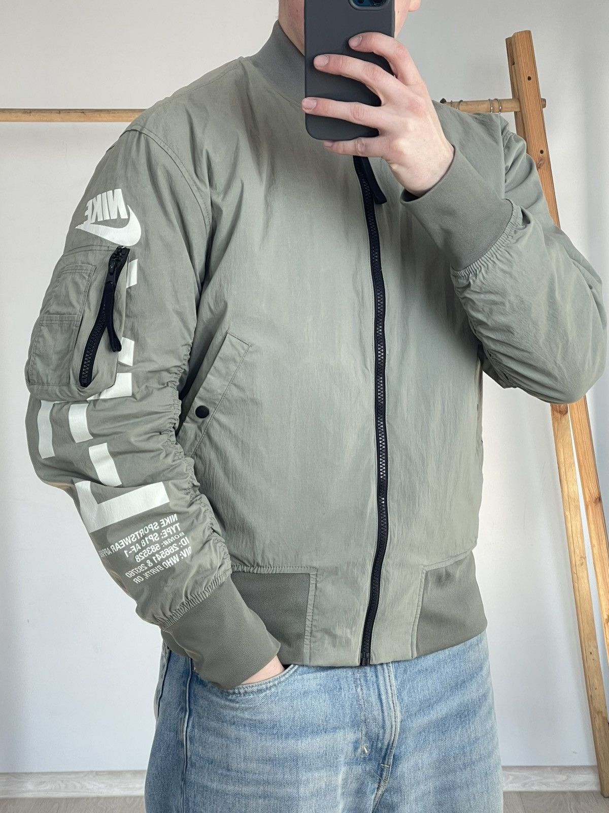 Nike Nike AF-1 Reversible Nylon Big Logo Swoosh Bomber Jacket Size US S / EU 44-46 / 1 - 5 Thumbnail