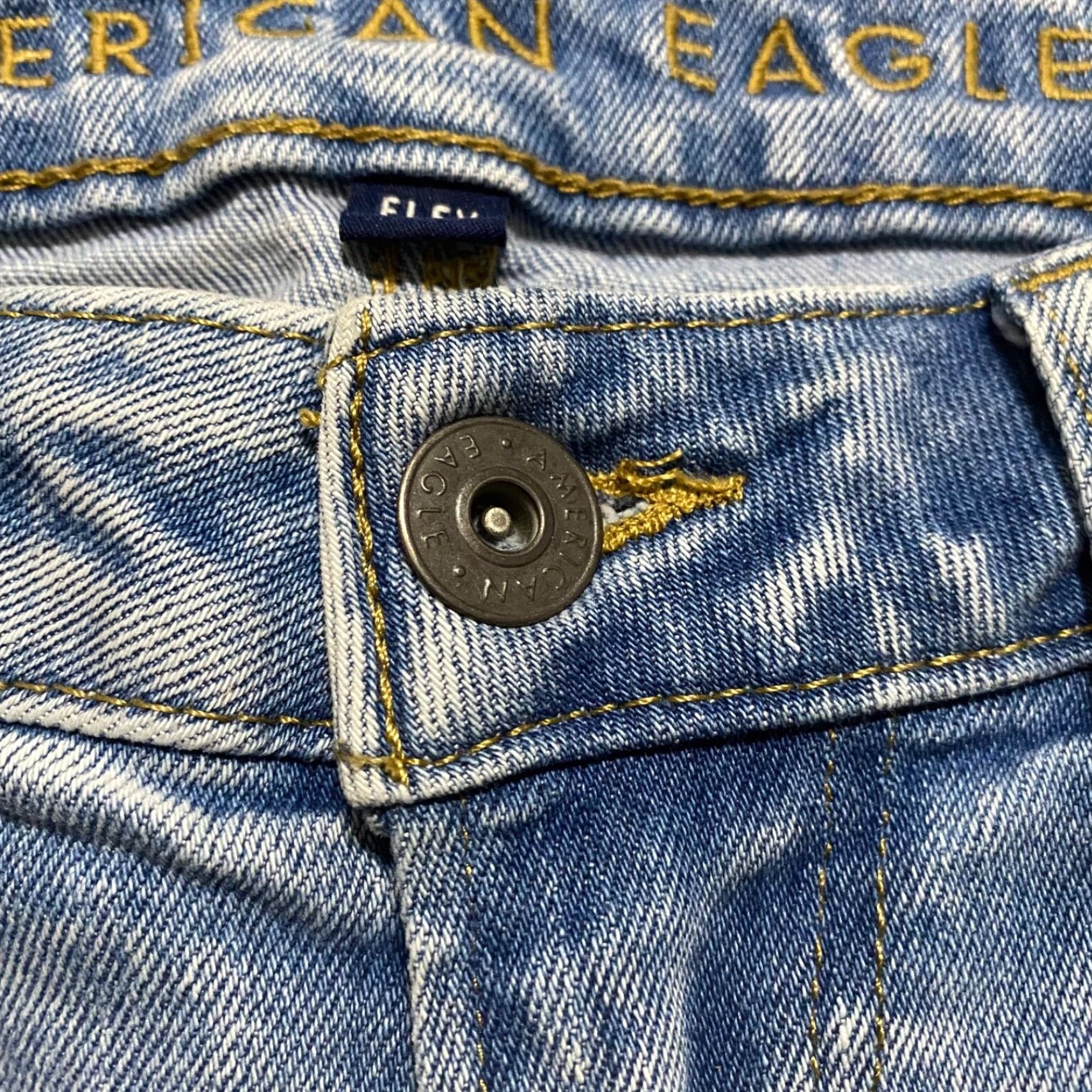 American Eagle Outfitters American Eagle Jeans Mens 30x34 Blue Denim Slim Straight Light Wash Distressed Size US 28 / EU 44 - 6 Thumbnail