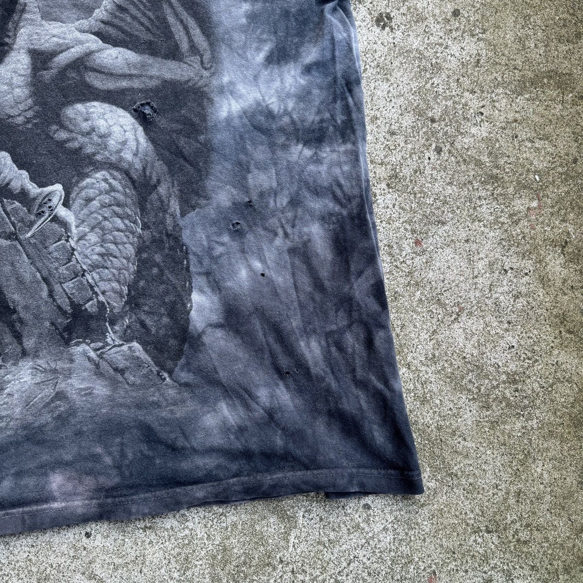 Vintage Y2K Faded Dragon Thrashed Distressed Tee ERD Grunge Size US XL / EU 56 / 4 - 6 Thumbnail