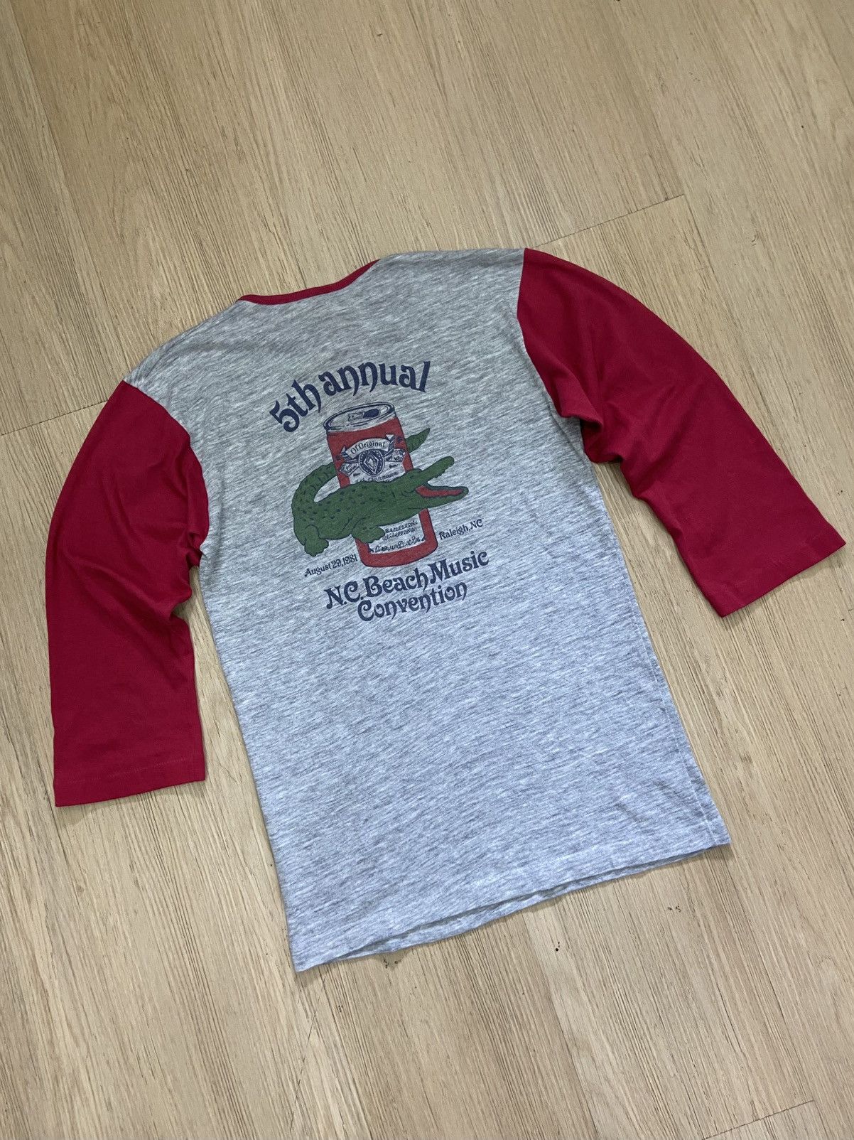 Vintage Vintage T-Shirt N.C. Beach Music Convention 80s Size US S / EU 44-46 / 1 - 3 Thumbnail