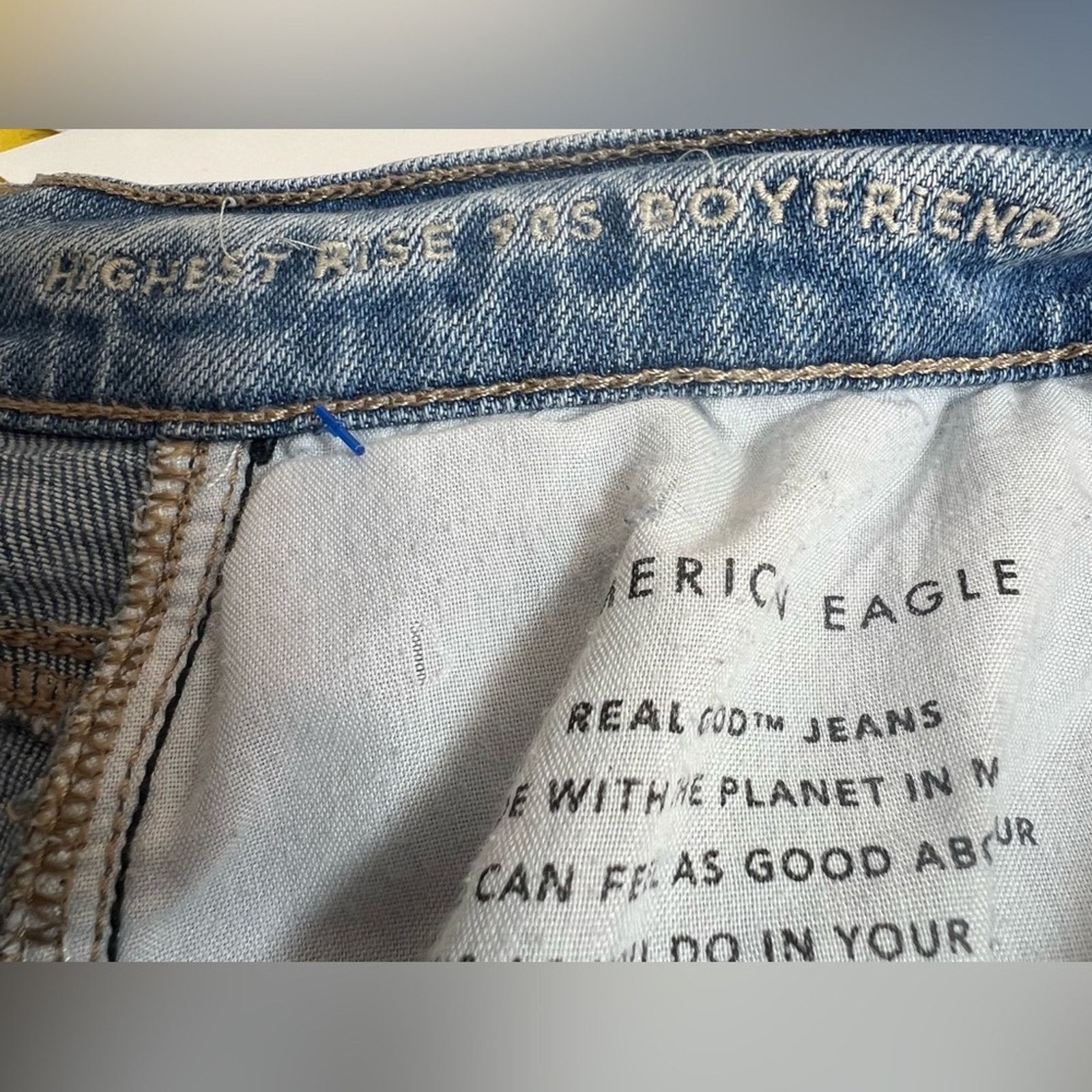 American Eagle Outfitters American Eagle Highest Rise Boyfriend Jeans Stretch 6 x 27” Size 26" / US 2 / IT 38 - 7 Thumbnail