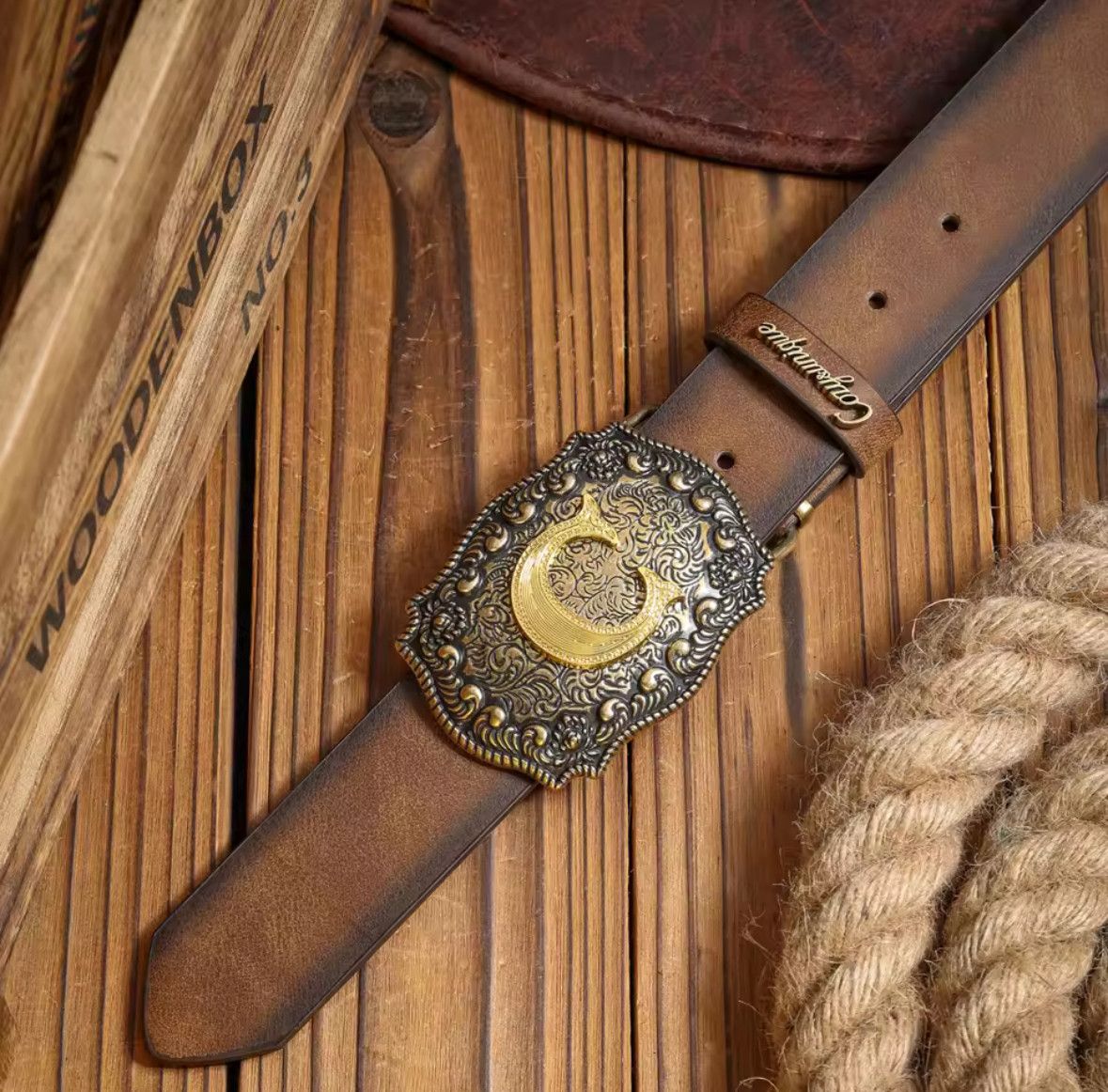 Other Unisex Trendy Western Retro PU Belt C Letter Buckle Belt Size ONE SIZE - 2 Thumbnail