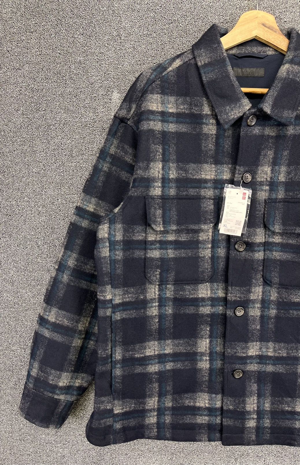 Japanese Brand × Uniqlo Uniqlo Rare Shadow Plaid Button Up Flannel Jacket Size US XL / EU 56 / 4 - 3 Thumbnail
