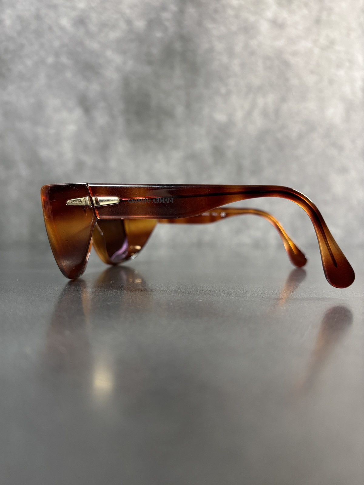 Giorgio Armani 1990s Vintage Giorgio Armani Sunglasses GA835 Tortoise 80s Size ONE SIZE - 9 Thumbnail