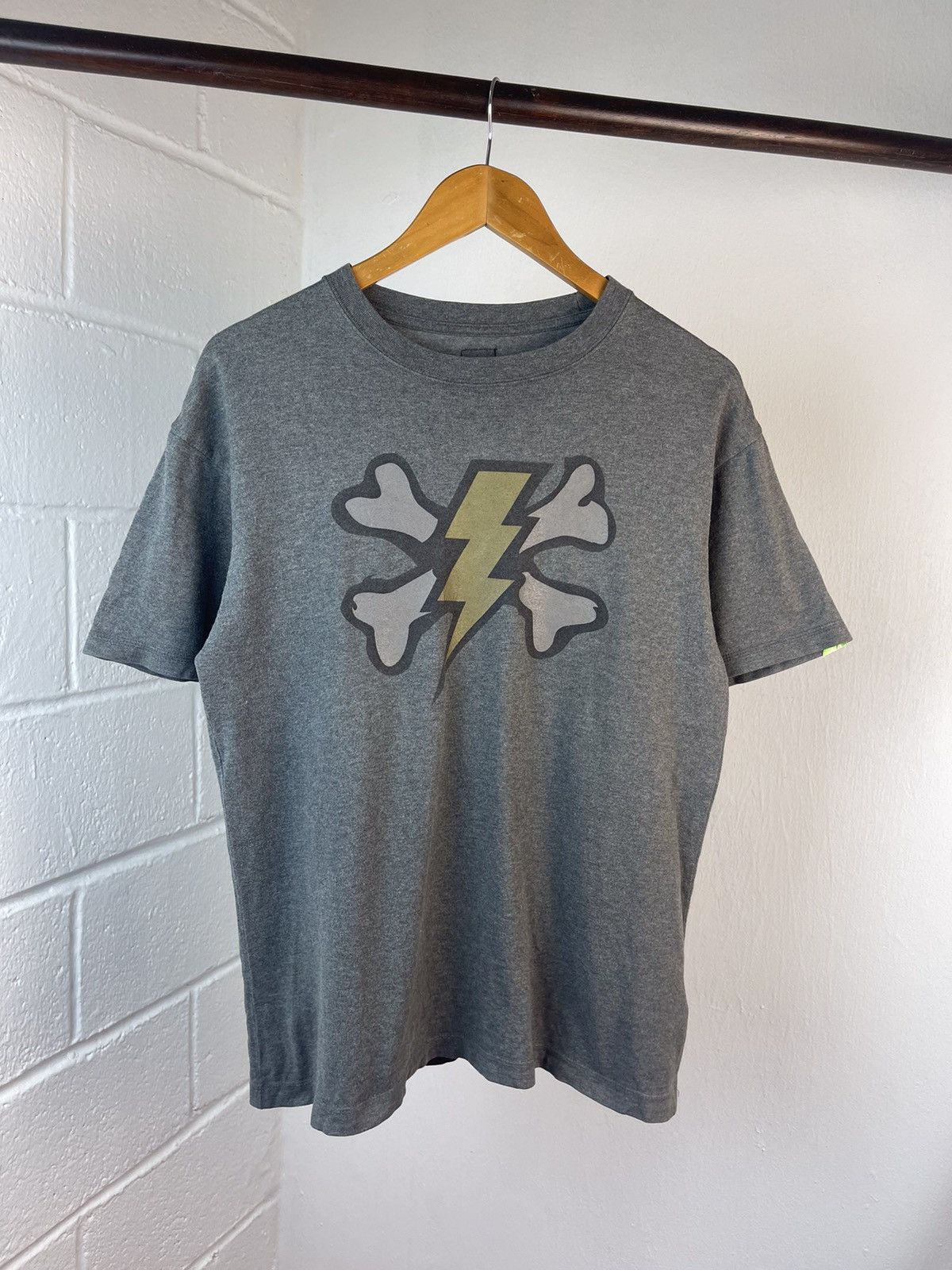 Jun Takahashi × Undercover 2001 Jun Takahashi Undercover Lightning Bones Tee Size US M / EU 48-50 / 2 - 4 Thumbnail