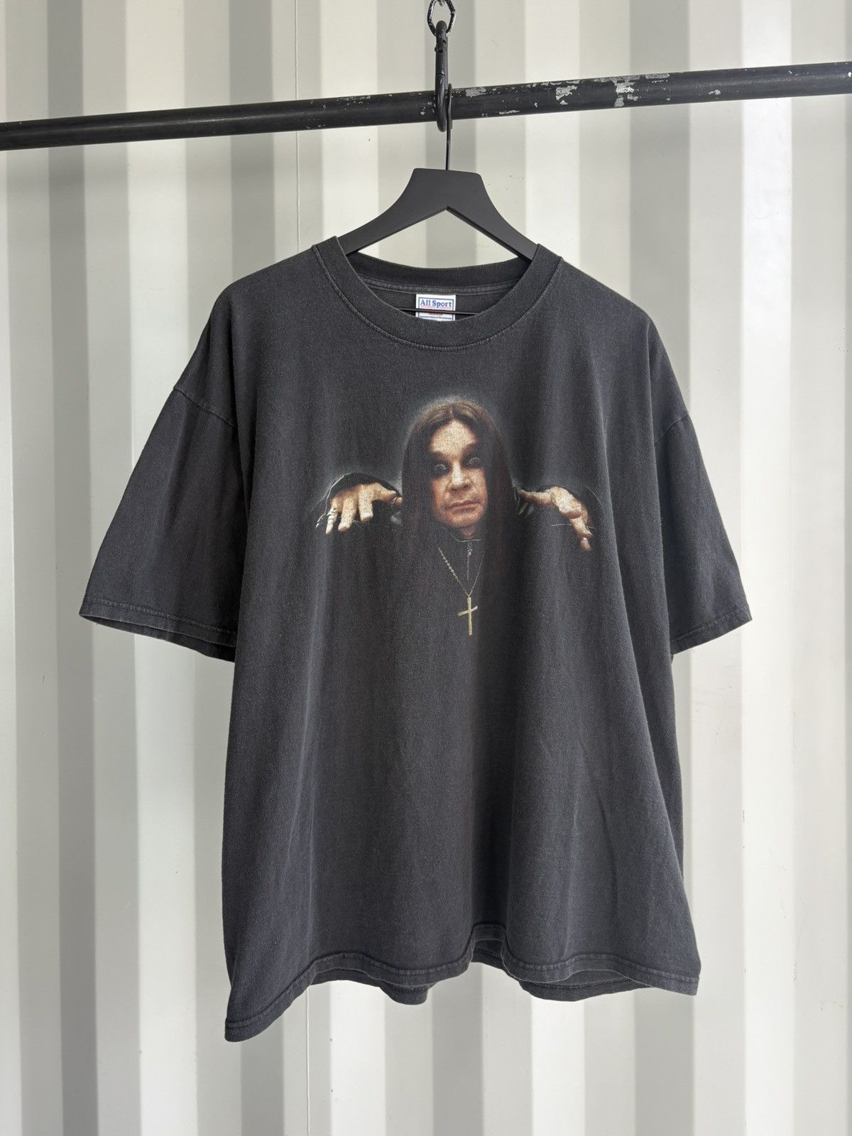 Band Tees Vintage Ozzy Osbourne Shirt Thrashed Faded Grunge Size US XL / EU 56 / 4 - 1 Thumbnail