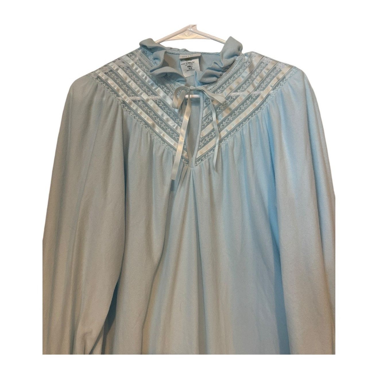 Vintage NWT Vintage Gilligan & O’Malley ruffled lace Nightgown S Size ONE SIZE - 7 Thumbnail