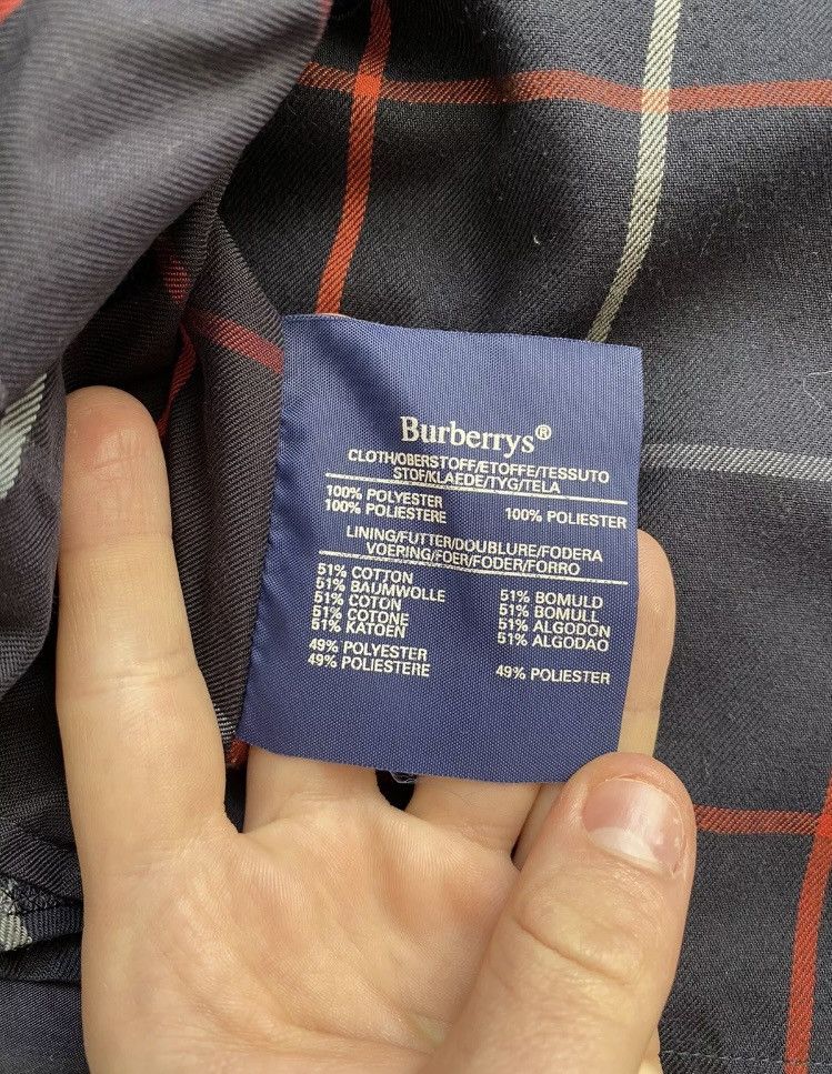 Burberry Burberrys Vintage Burberry Men's Navy Blue Check Trench Coat Size US L / EU 52-54 / 3 - 6 Thumbnail