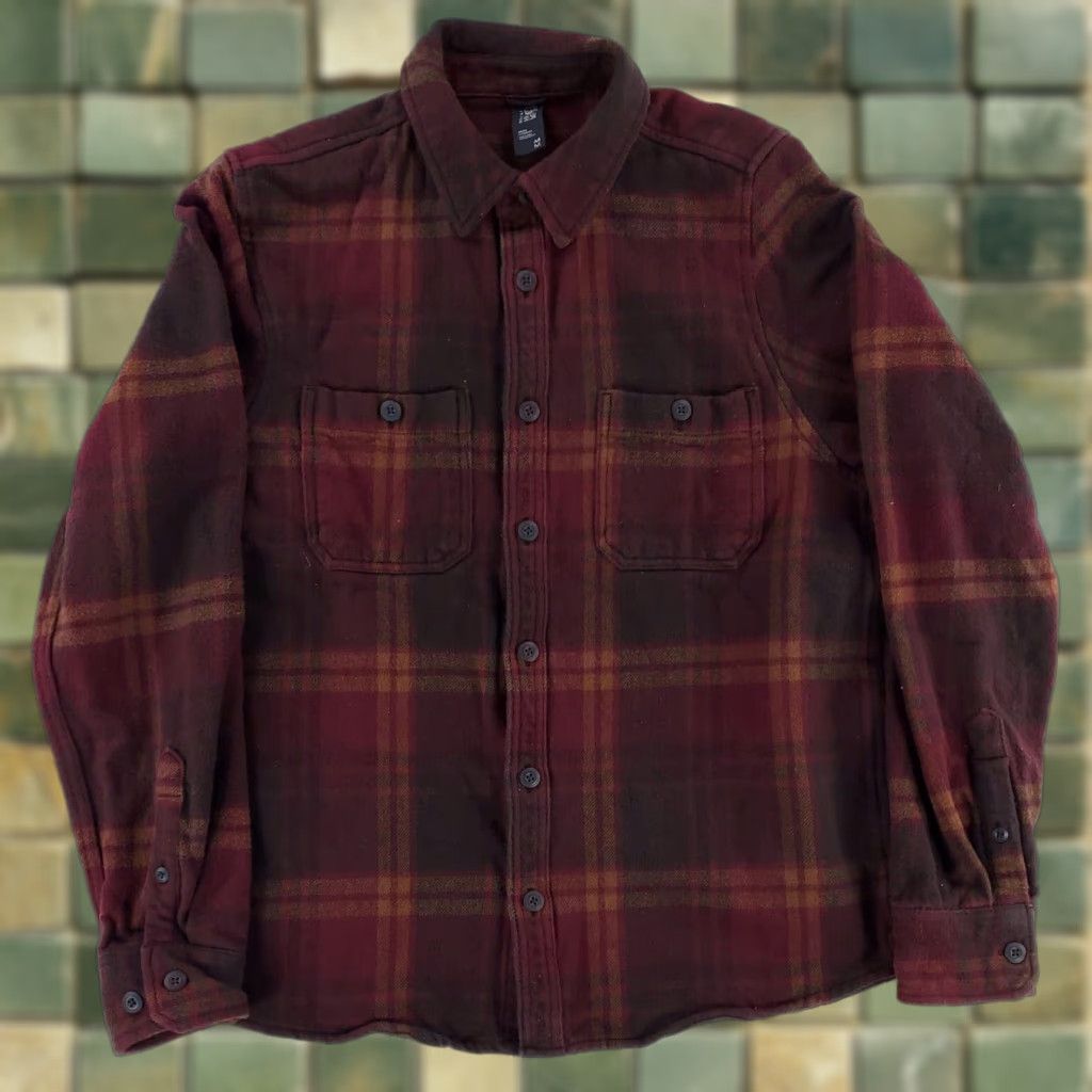 Mountain Hardwear Mountain Hardwear Heavyweight Flannel Button-Up Shirt Red Brown Mens M Shirt Long Sleeve Multicolor Size US M / EU 48-50 / 2 - 1 Thumbnail