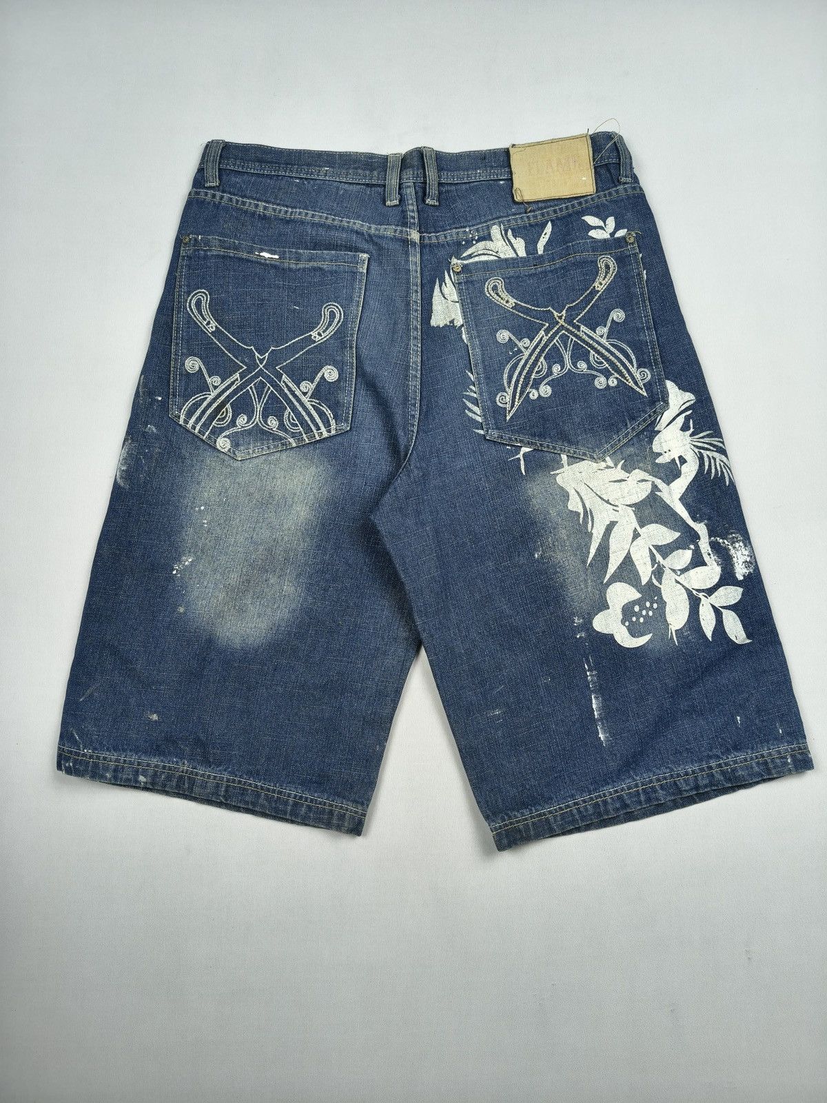 Southpole Flame Jeans Distressed AOP Biker Hip-Hop Jorts. (069) Size US 38 / EU 54 - 1 Thumbnail