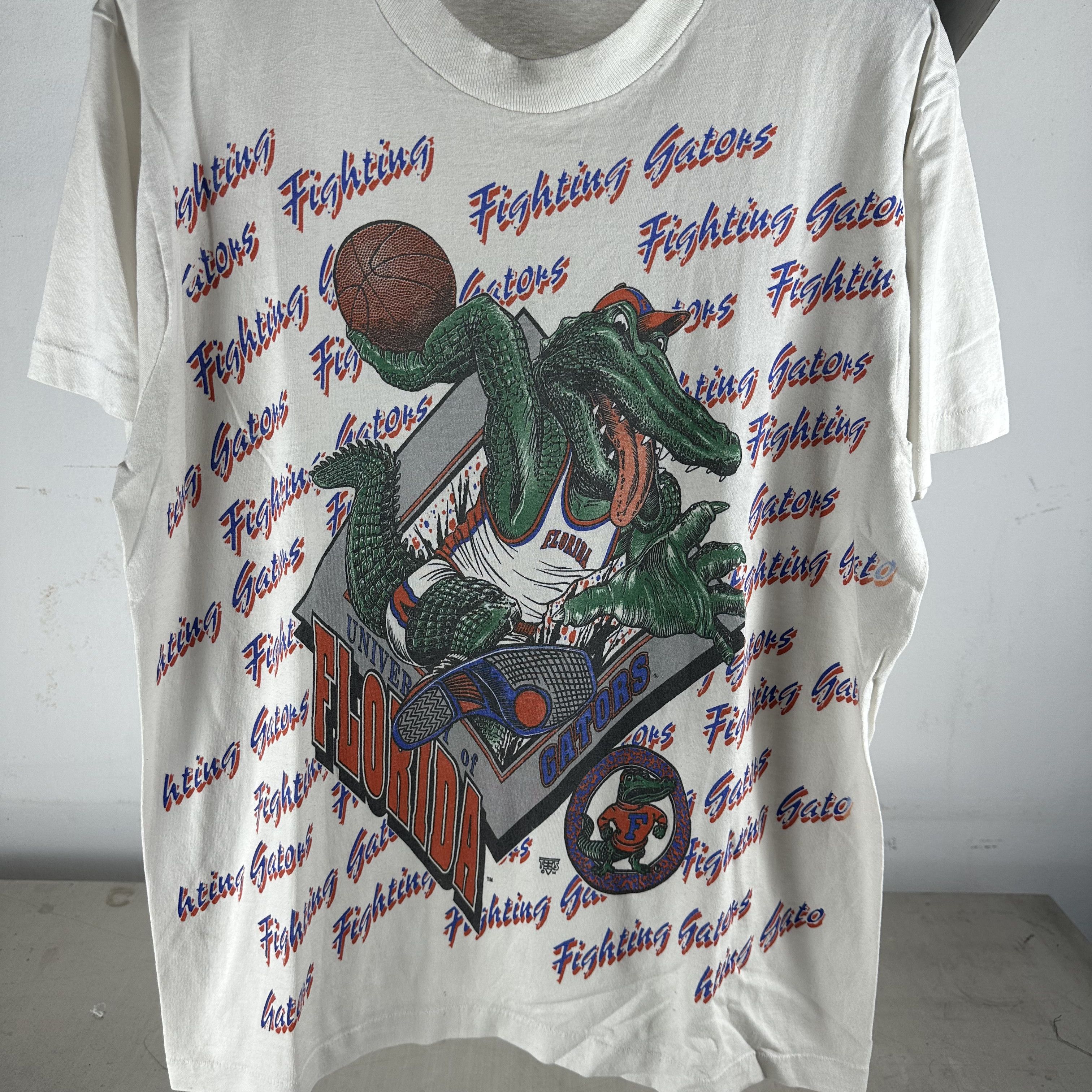 Vintage ​​​​80s Florida Fighting Gators NCAA All Over Print T-Shirt Size US L / EU 52-54 / 3 - 2 Thumbnail