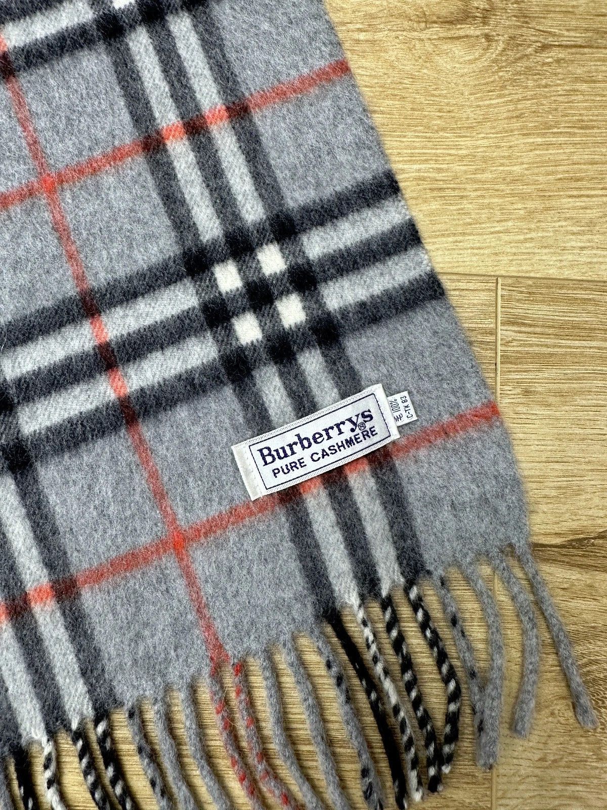 Burberry Burberrys Pure Cashmere Check Made in Scotland 140 x 31cm Size ONE SIZE - 8 Thumbnail