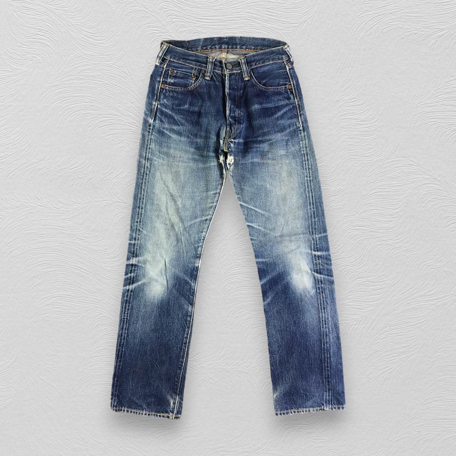 image of Full Count Co Distress Full Count Selvedge Jeans Faded Blue Redline Denim, Men's (Size 26)