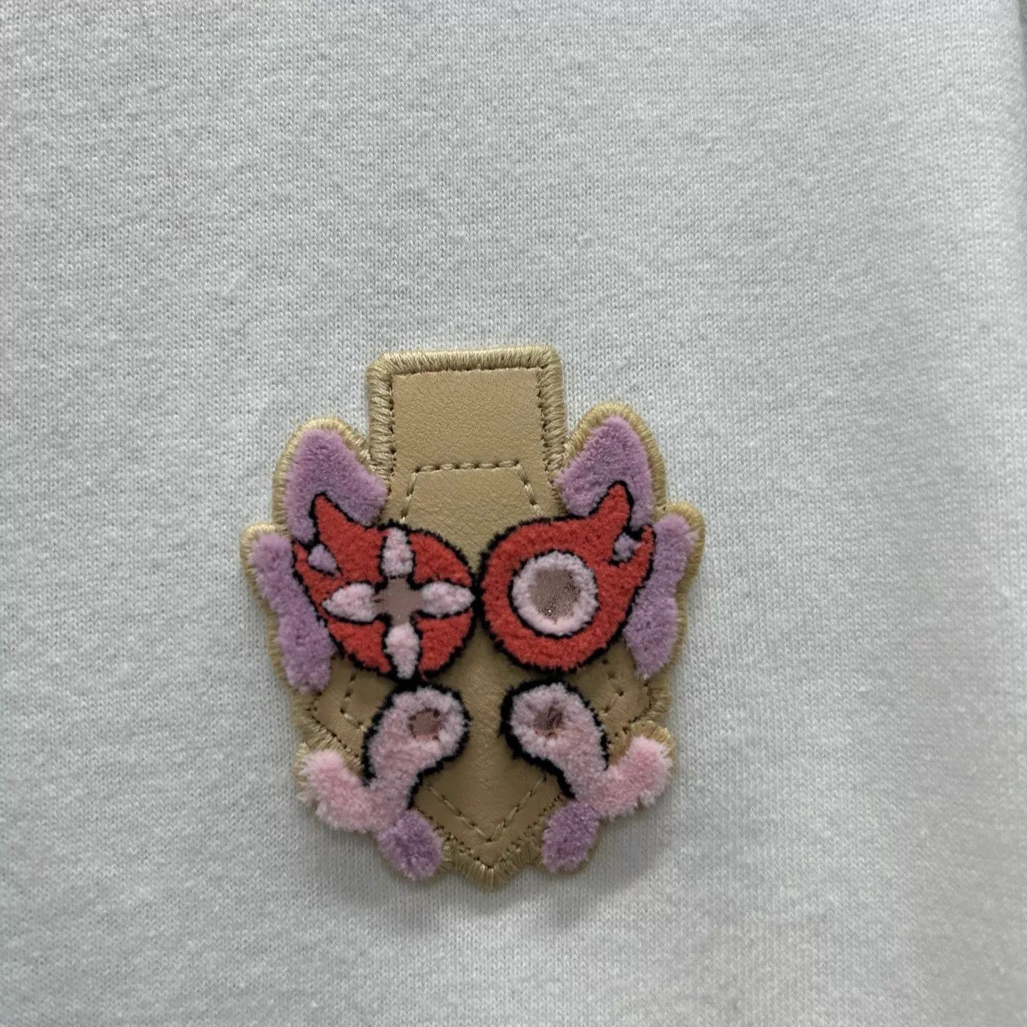 Louis Vuitton LV Year of Dragon Logo Embroidery Chain T-Shirt M Size M / US 6-8 / IT 42-44 - 3 Thumbnail