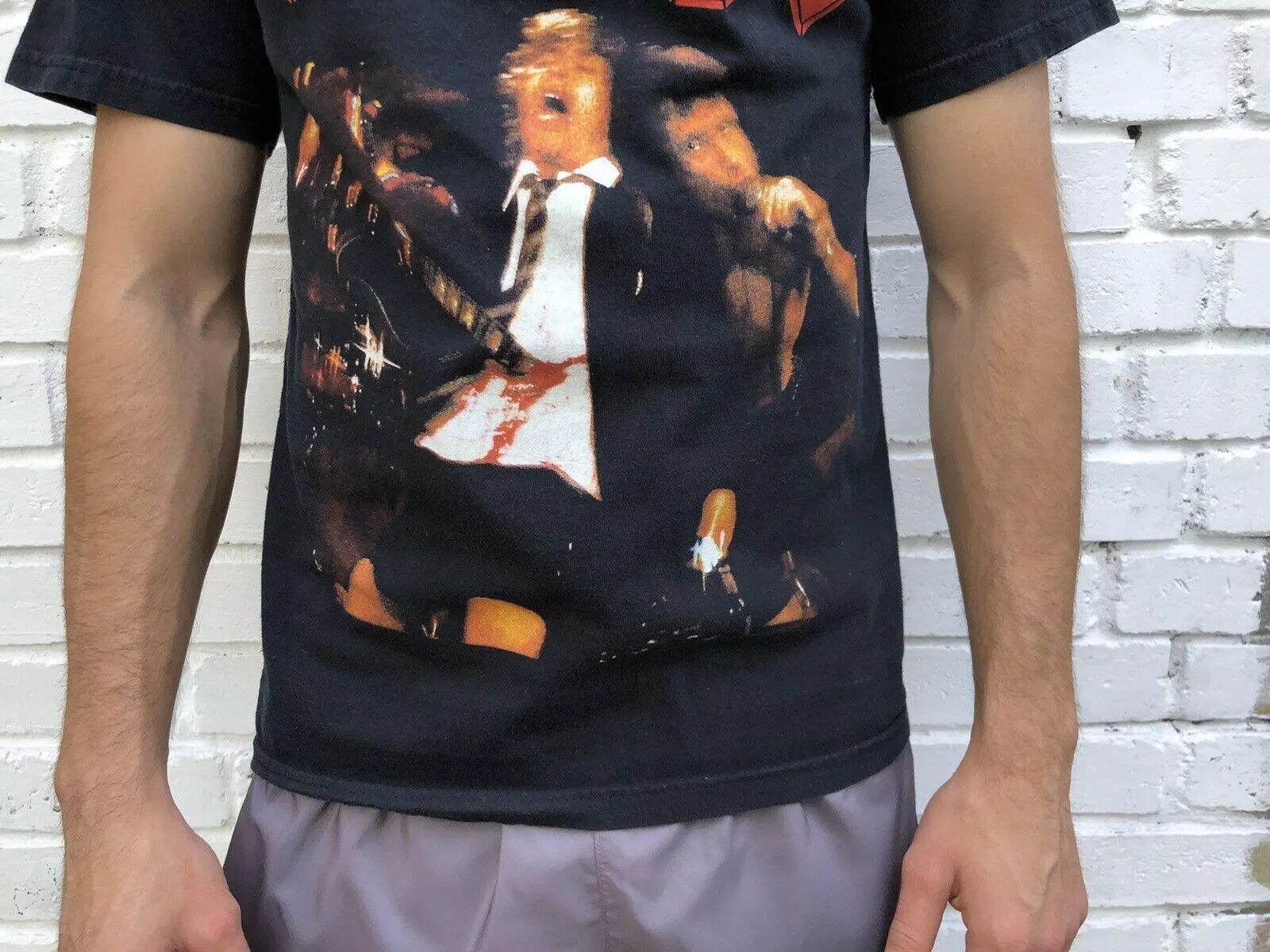 Gildan VINTAGE AC DC AC/DC 2001 SHIRT BAND TOUR VINTAGE OFFICIAL Size US M / EU 48-50 / 2 - 4 Thumbnail