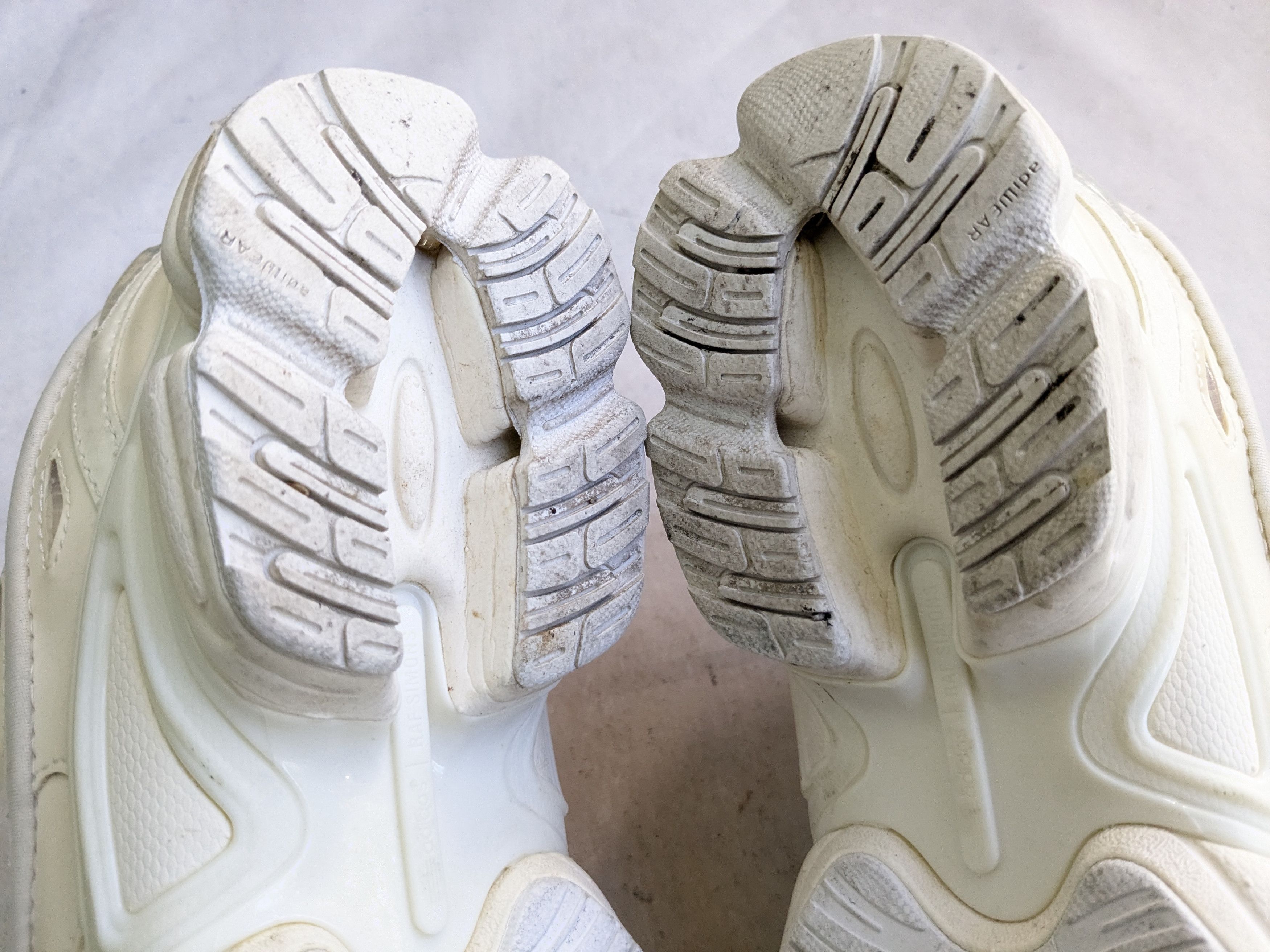 Adidas × Raf Simons Adidas x Raf Simons Ozweego Bunny 7.5 White Size US 7.5 / EU 40-41 - 12 Thumbnail