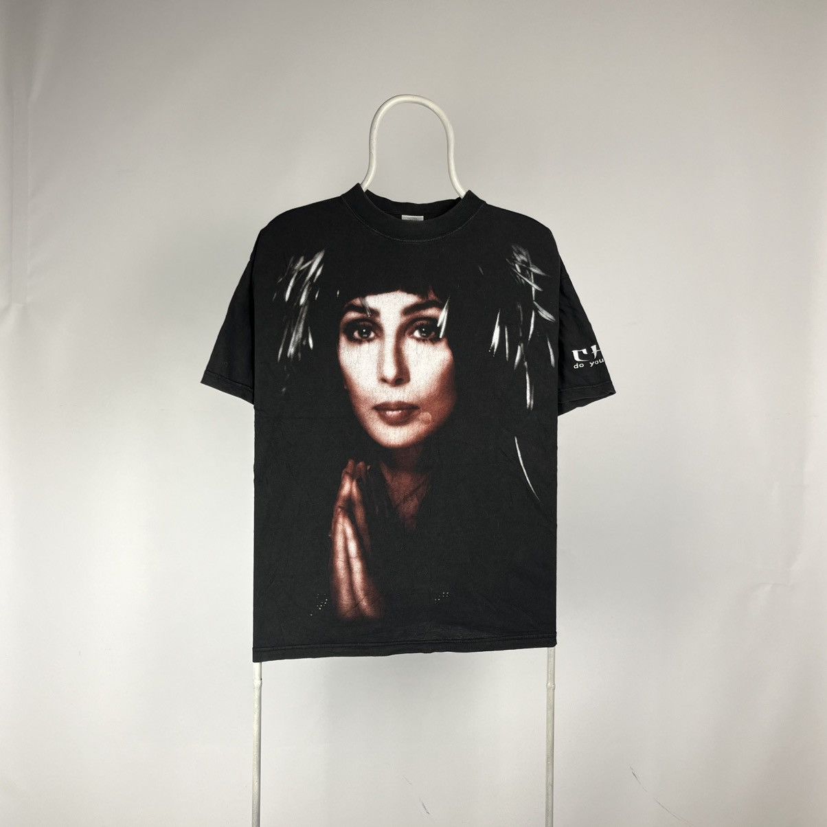 Band Tees Vintage 90s Cher AOP Do You Believe? Black T-shirt Sz Large Size US L / EU 52-54 / 3 - 1 Thumbnail