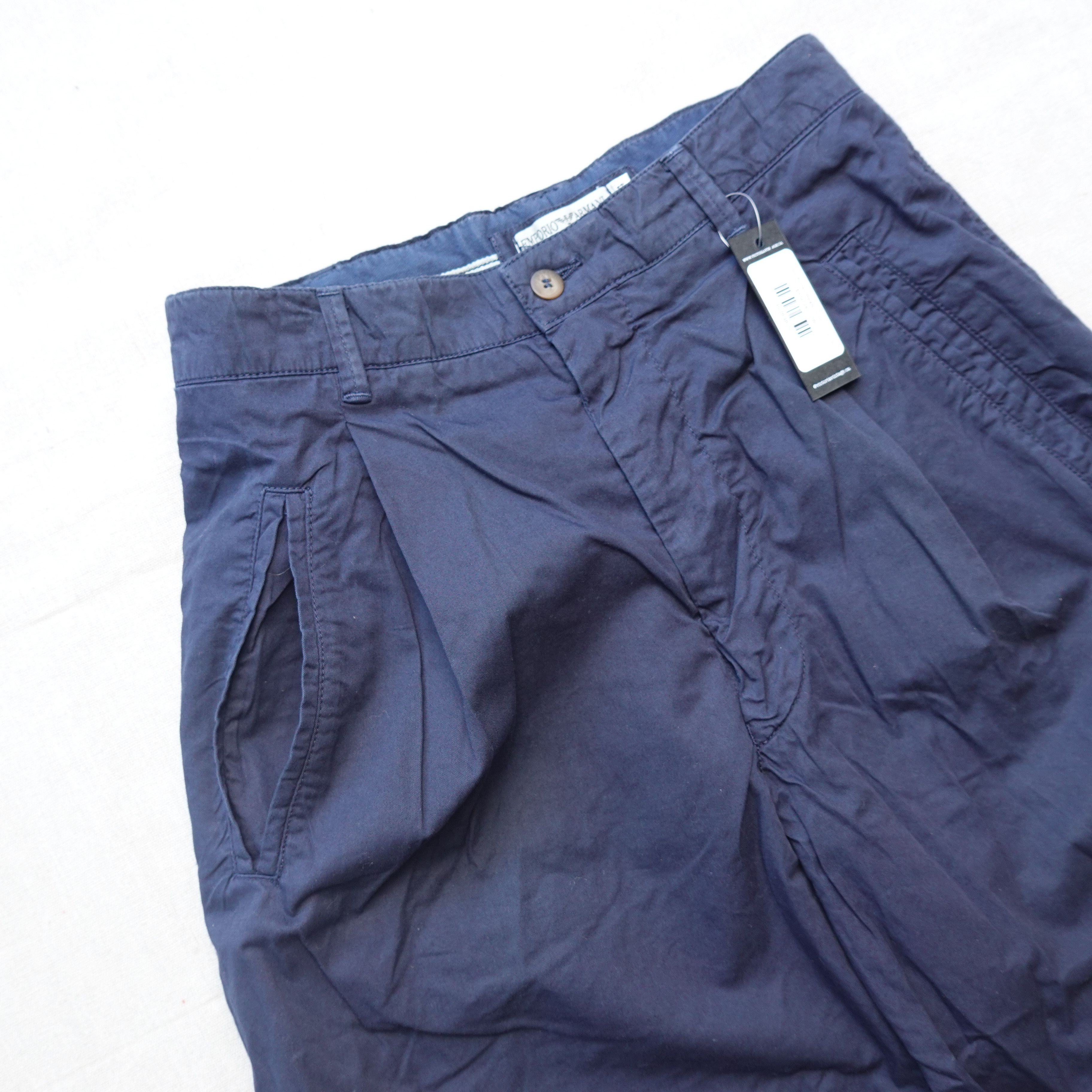 Armani 1990s Armani Baggy Shorts - Size 28 Size US 28 / EU 44 - 3 Thumbnail