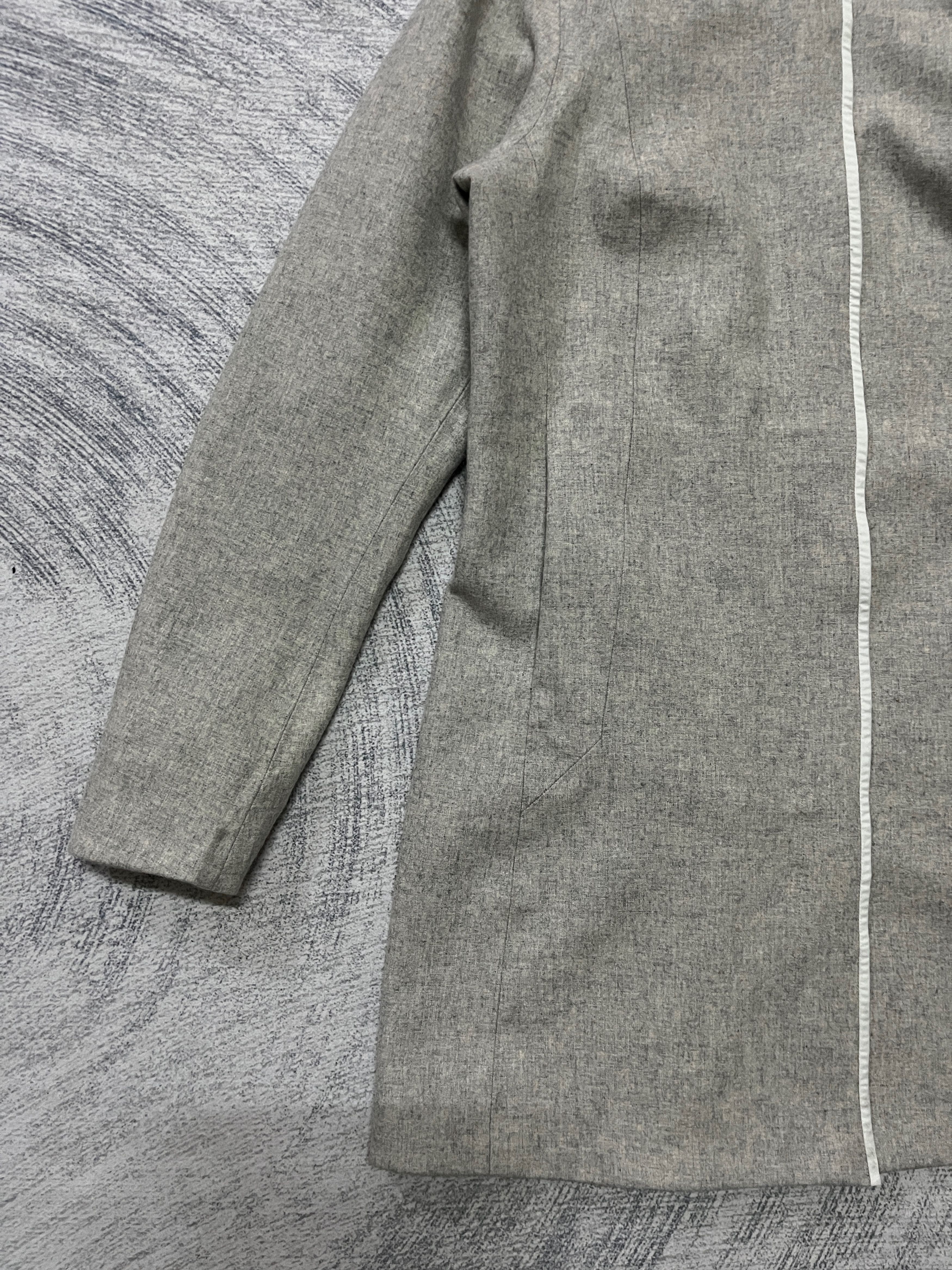 Arc'teryx Arcteryx Embra Coat Light Grey Long Jacket Size S / US 4 / IT 40 - 5 Thumbnail