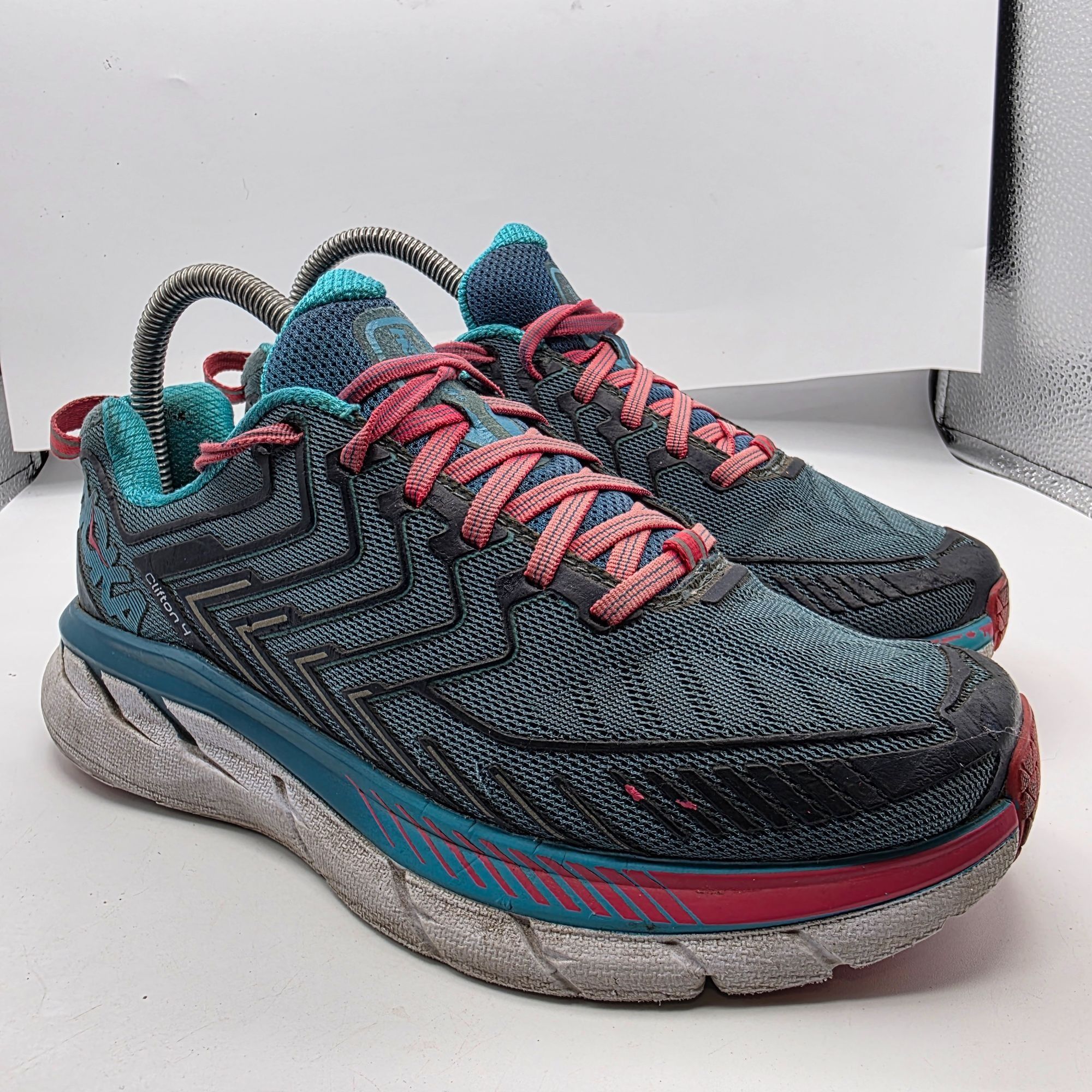Hoka Hoka One One Clifton 4 Wide Womens Running Shoes Size 7 Gray Size US 7 / IT 37 - 1 Thumbnail