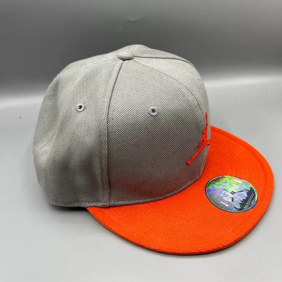 Jordan Brand Air Jordan Hat Men 7 1/4 Embroidered Logo Jumpman Fitted Cap Size ONE SIZE - 3 Thumbnail