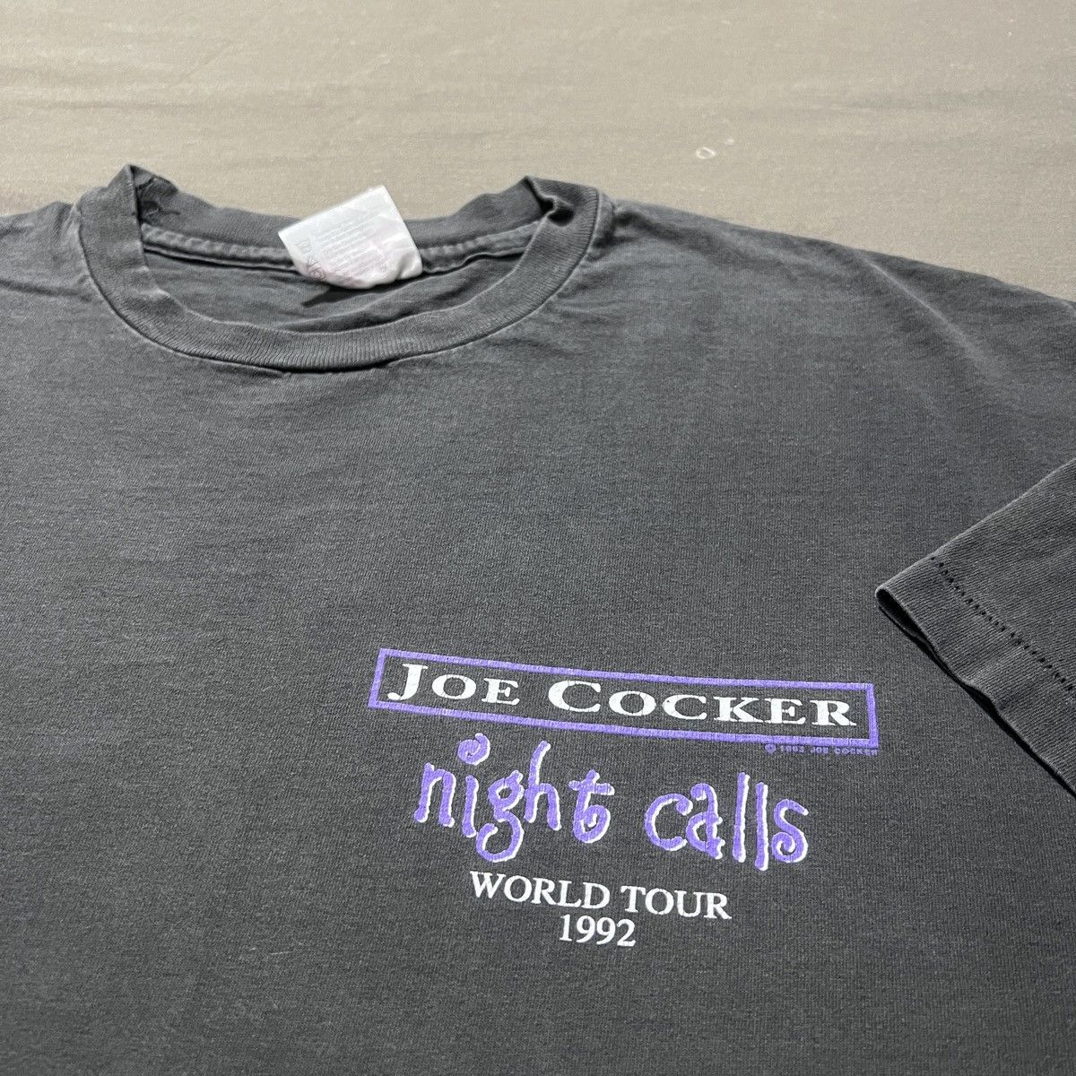 Band Tees Vintage 90s 1992 JOE COCKER Tour Tee XL Faded Blue-eyed soul Size US XL / EU 56 / 4 - 1 Thumbnail