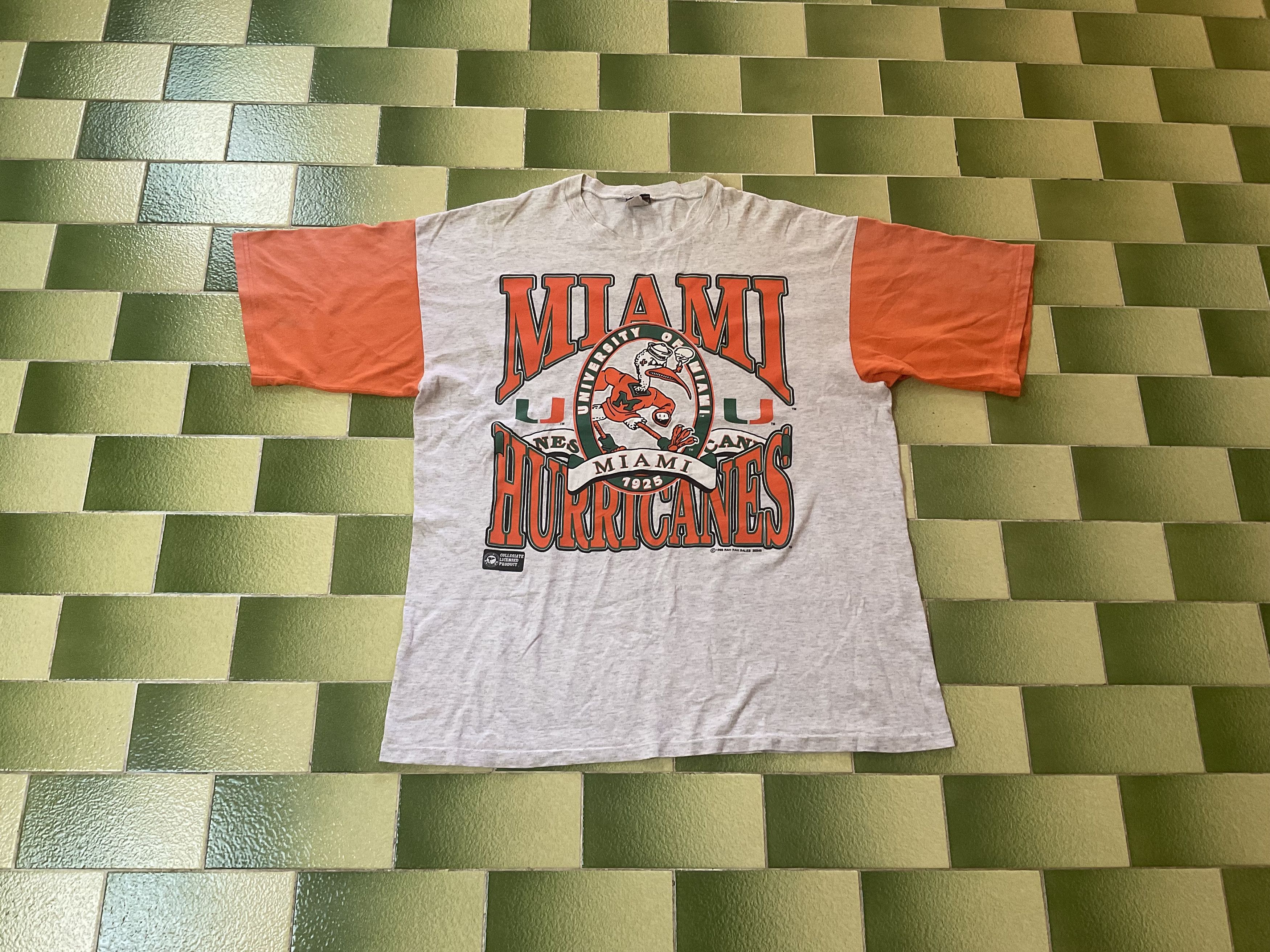 NCAA Vintage 1995 Miami Hurricanes T-Shirt with Orange Sleeve Size US XL / EU 56 / 4 - 1 Thumbnail