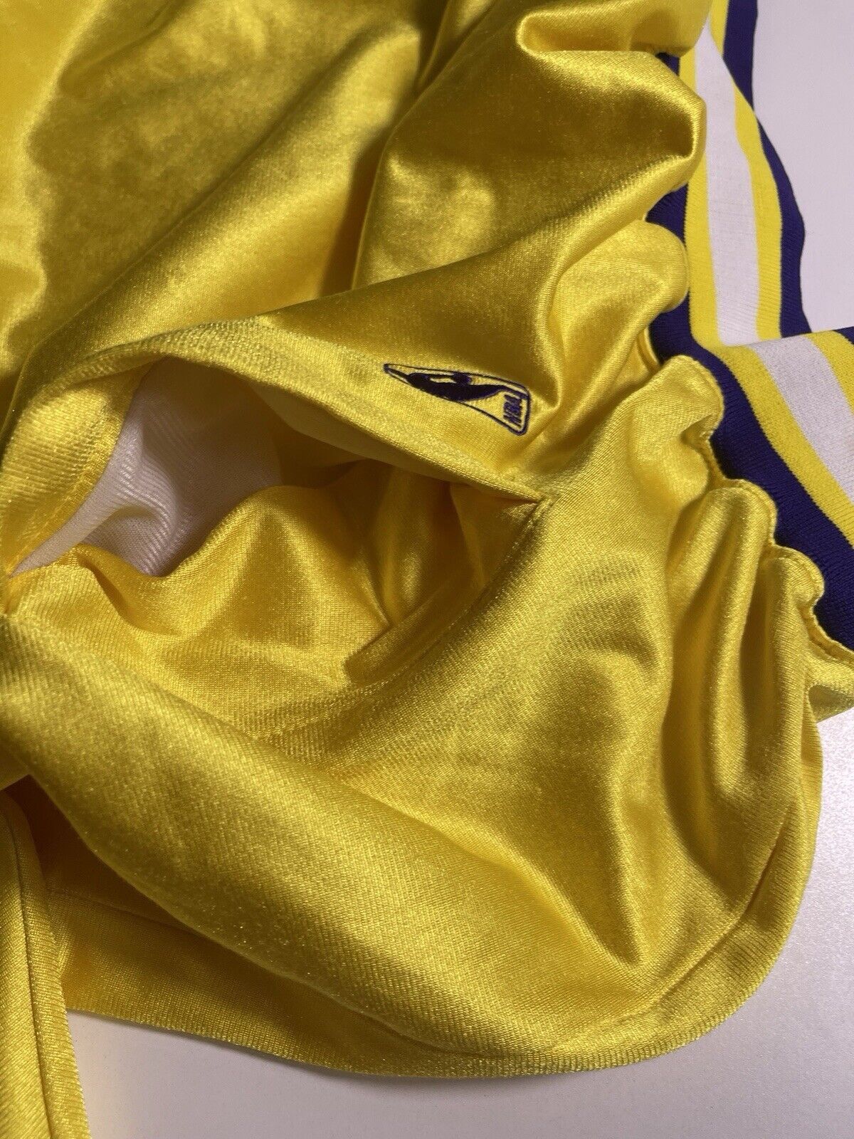 NBA × Starter × Vintage Starter Vtg Los Angeles Lakers Jacket NBA Authentics Sz 2XL Size US XXL / EU 58 / 5 - 11 Thumbnail