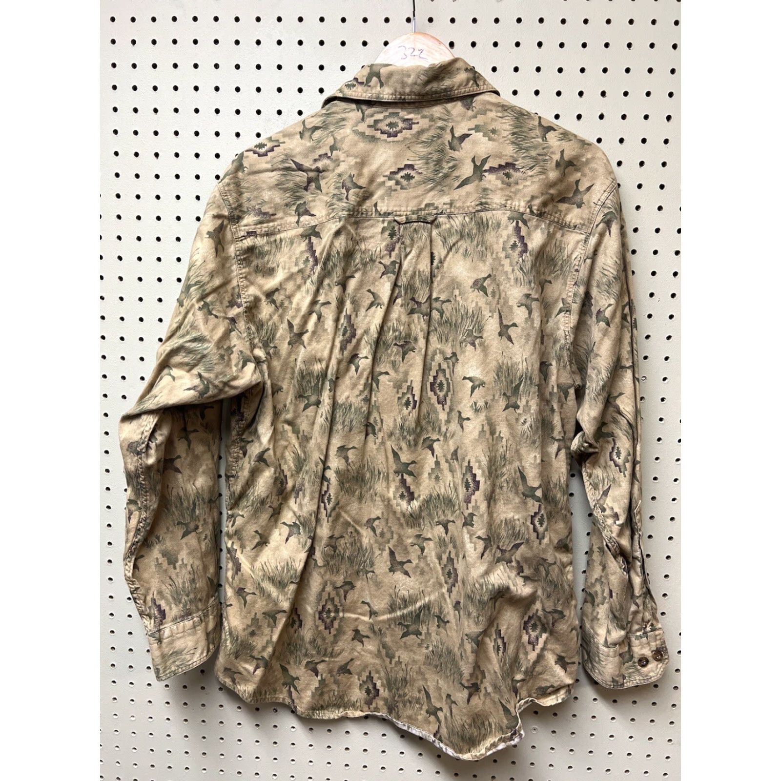 Vintage Woolrich Shirt Men Duck Hunting Long Sleeve Button-Up Aztec Beige Camel M Medium Collared Flannel Cotton Size US M / EU 48-50 / 2 - 2 Thumbnail
