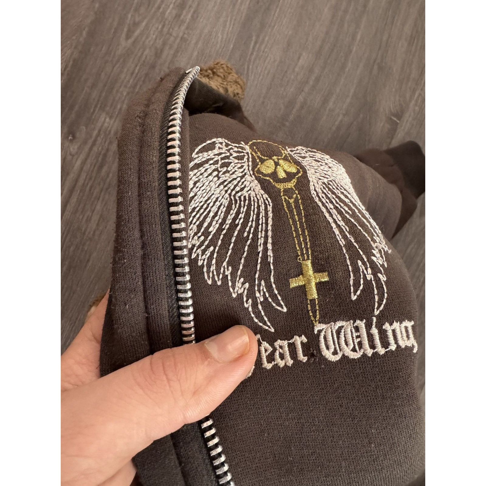 Vintage Y2K Vintage Fear Wing Sunfaded Fur Hoodie Size US L / EU 52-54 / 3 - 9 Thumbnail