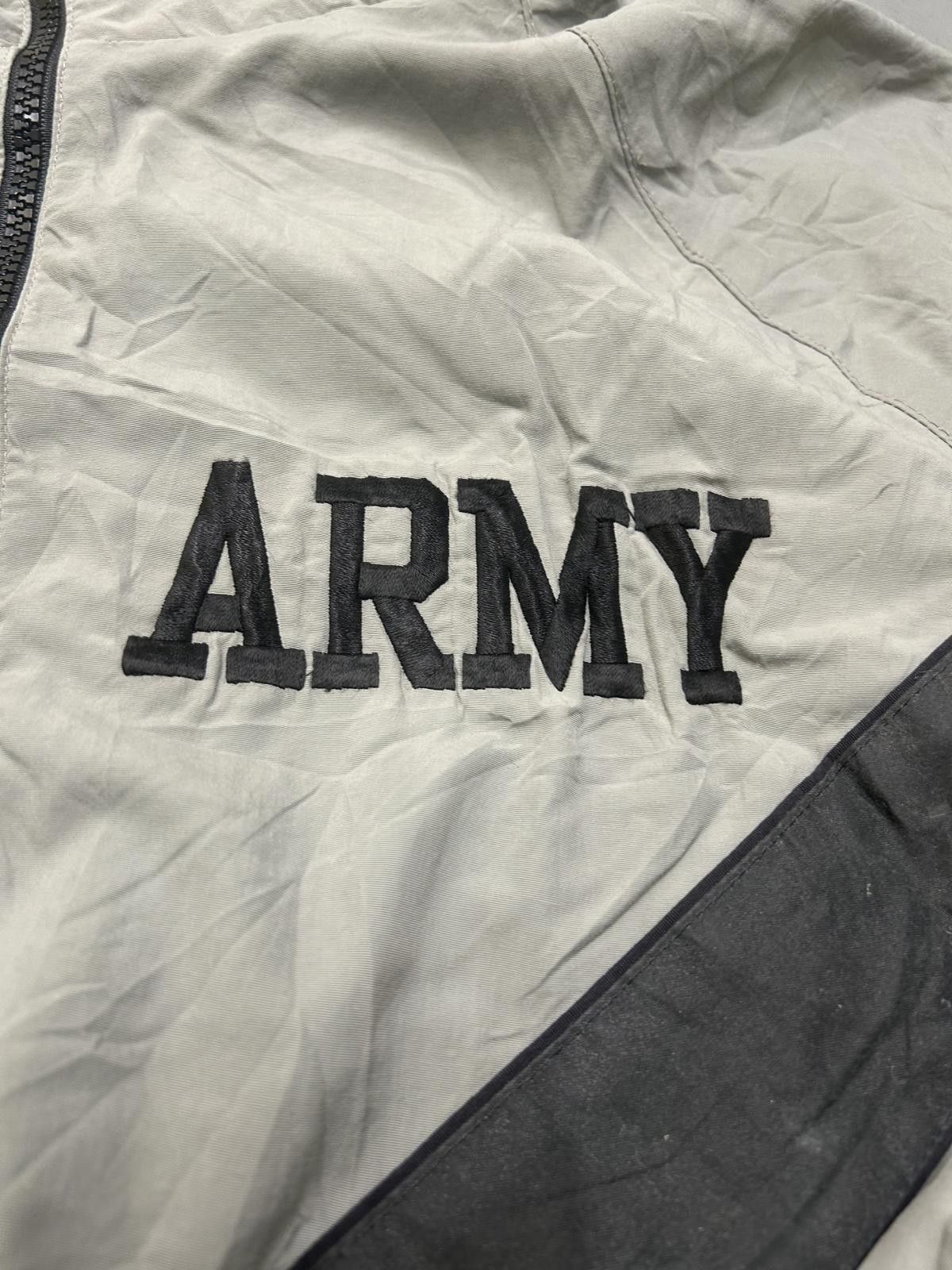 Designer Vintage Army Windbreaker Jacket Size US L / EU 52-54 / 3 - 4 Thumbnail
