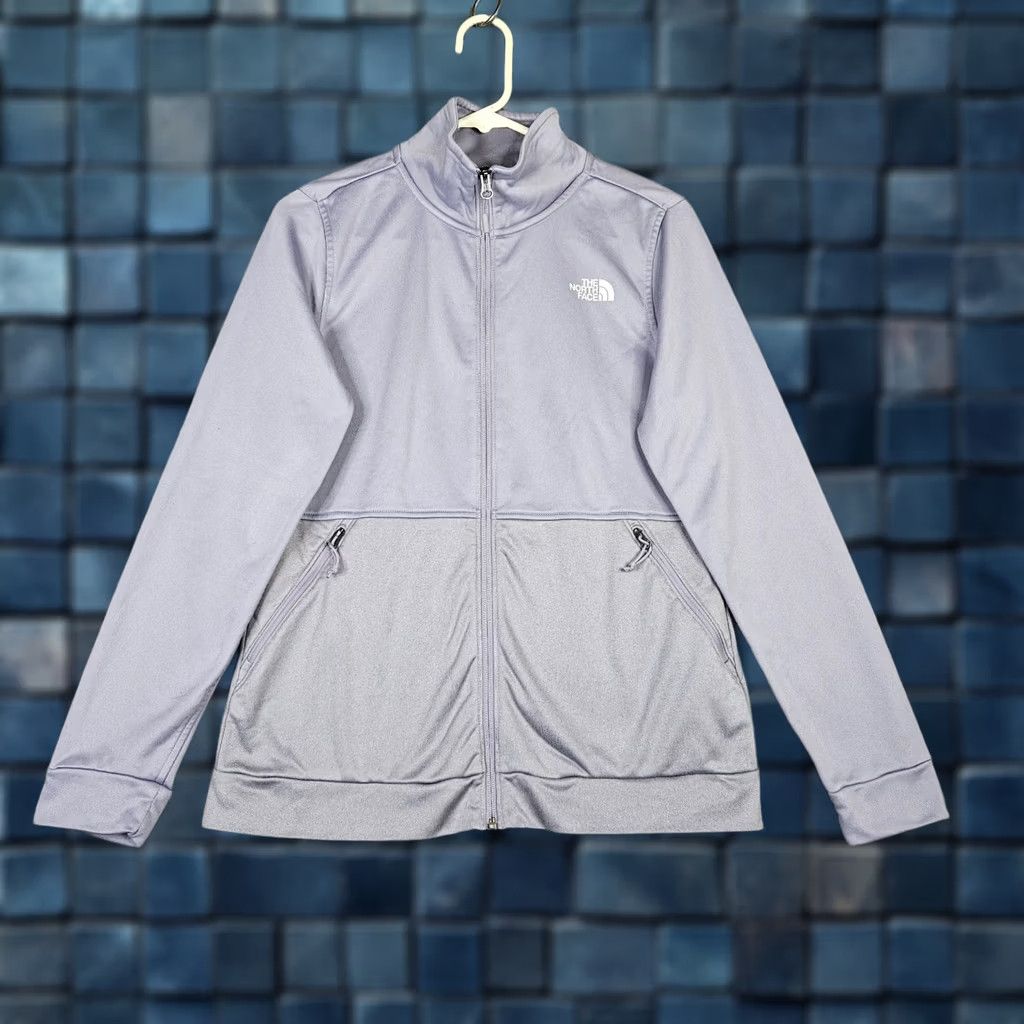 The North Face The North Face Women's Jacket Full Zip Purple M Regular Size The North Face Women's Jacket Full Zip Purple M Regular Size Size M / US 6-8 / IT 42-44 - 1 Thumbnail