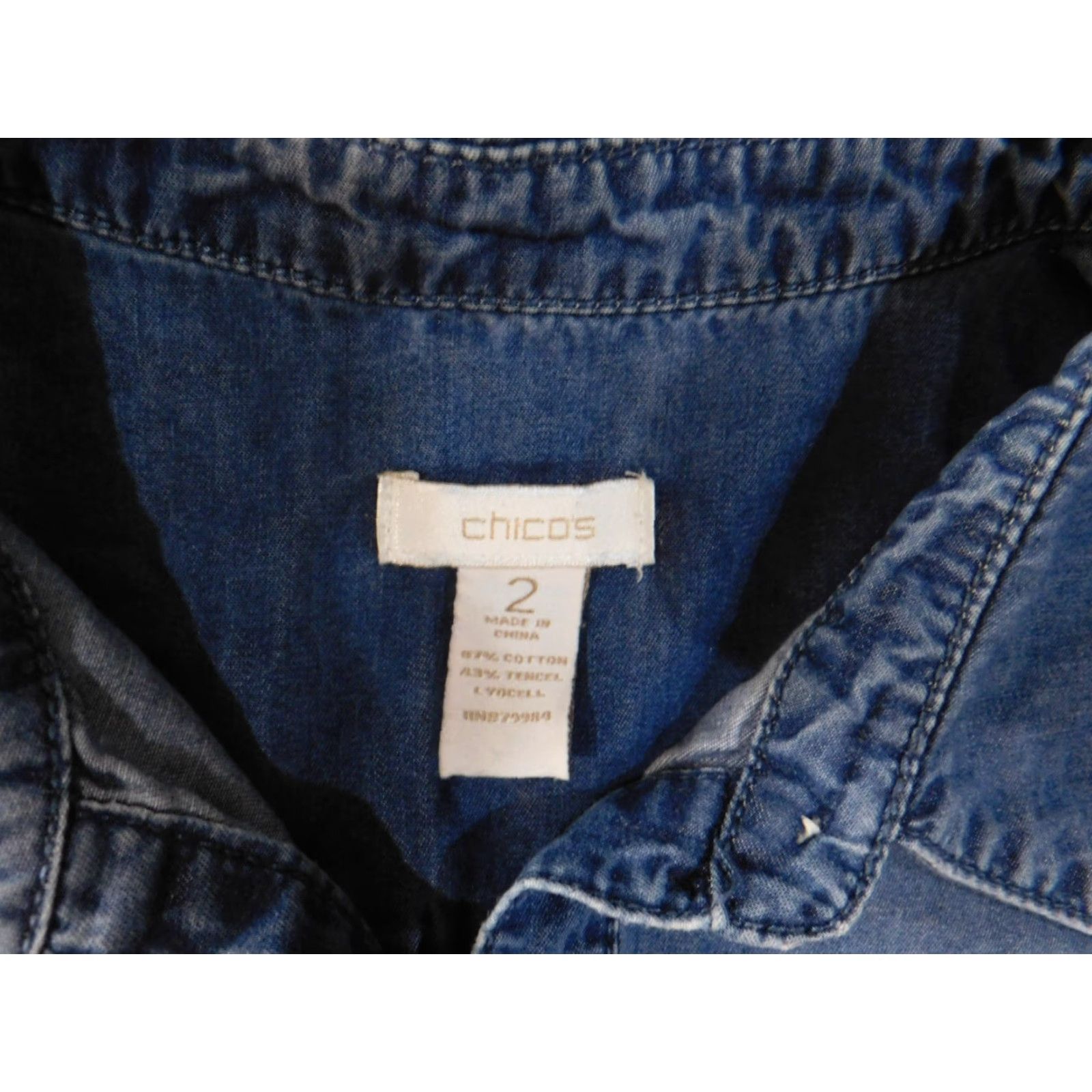 Vintage Chicos Button-Up Shirt Women Denim Blue Cotton Lyocell Pockets Casual Long Sleeve Size 2 Regular Vintage No Size XS / US 0-2 / IT 36-38 - 5 Thumbnail