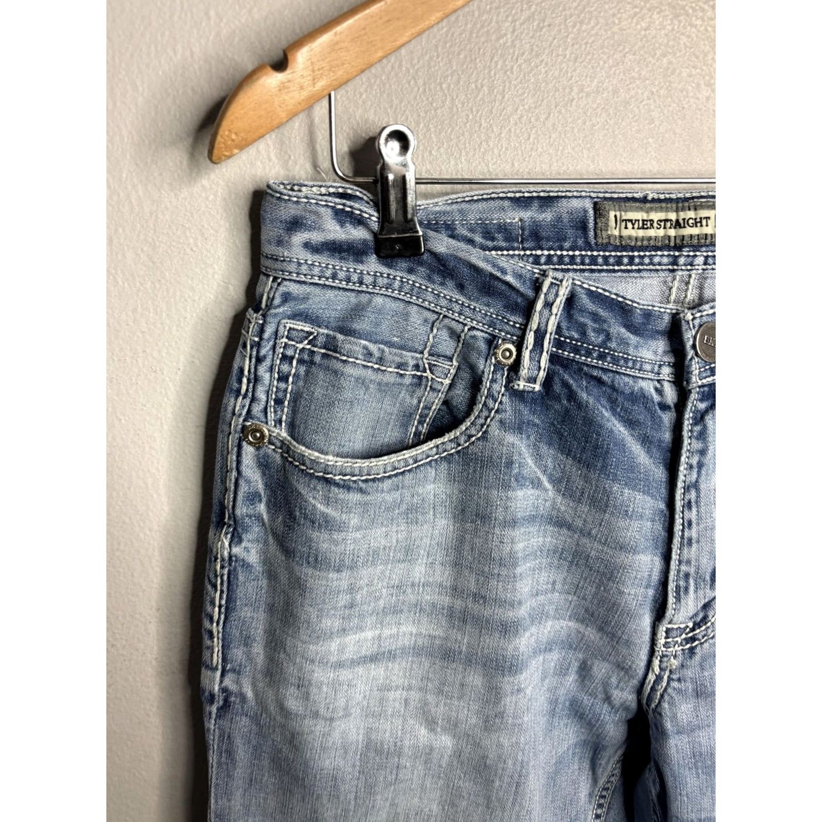 BKE BKE Tyler Straight Jeans Mens 31x31 Blue Denim Distressed Medium Wash Casual Size US 31 - 2 Thumbnail