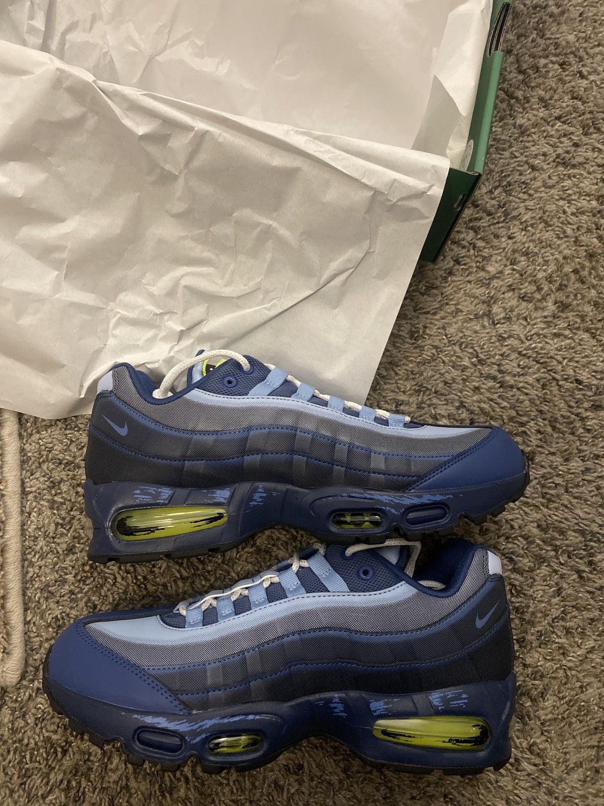 Nike Nike Air Max Muscle 95- Yu-Gi-Oh Size US 9.5 / EU 42-43 - 1 Thumbnail