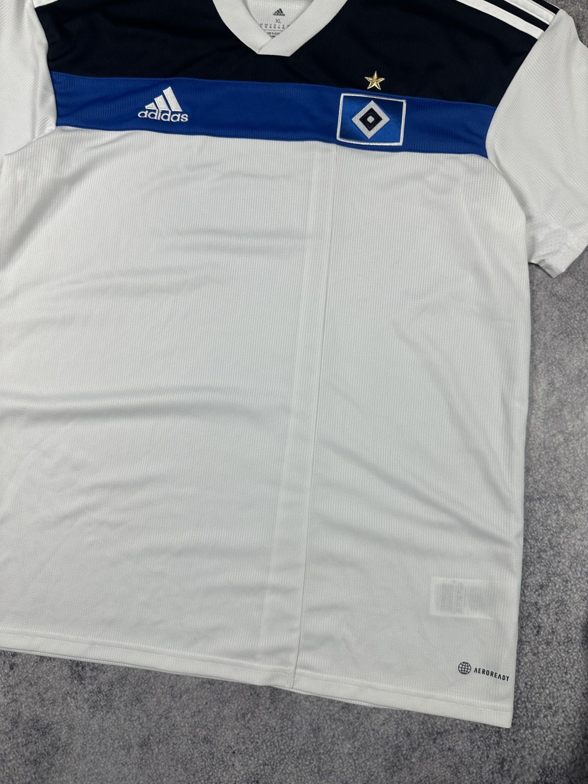 Adidas Adidas Hamburger SV 22/23 Soccer Jersey Streetwear Rare XL Size US XL / EU 56 / 4 - 4 Thumbnail